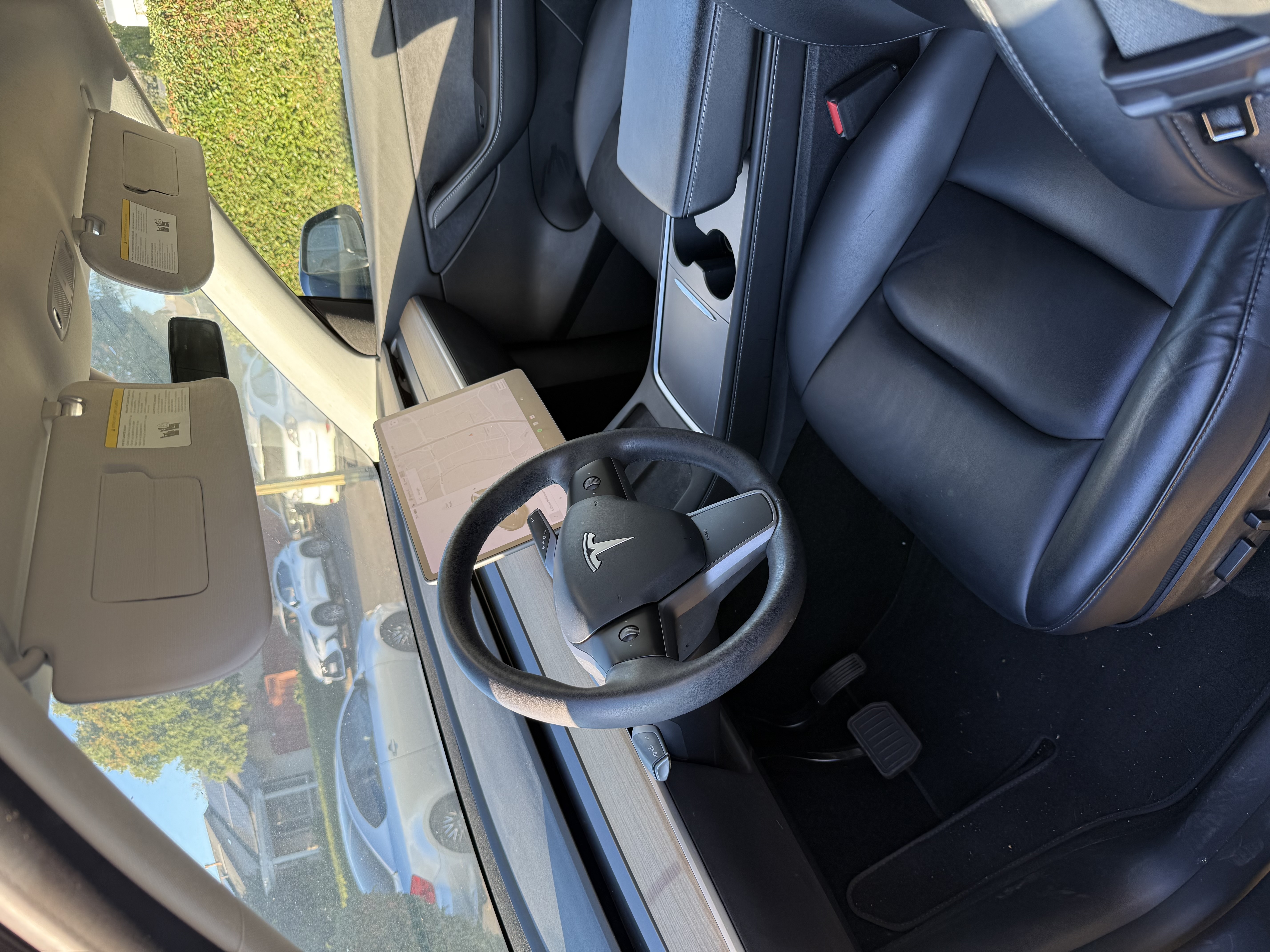 Tesla Model Y 5