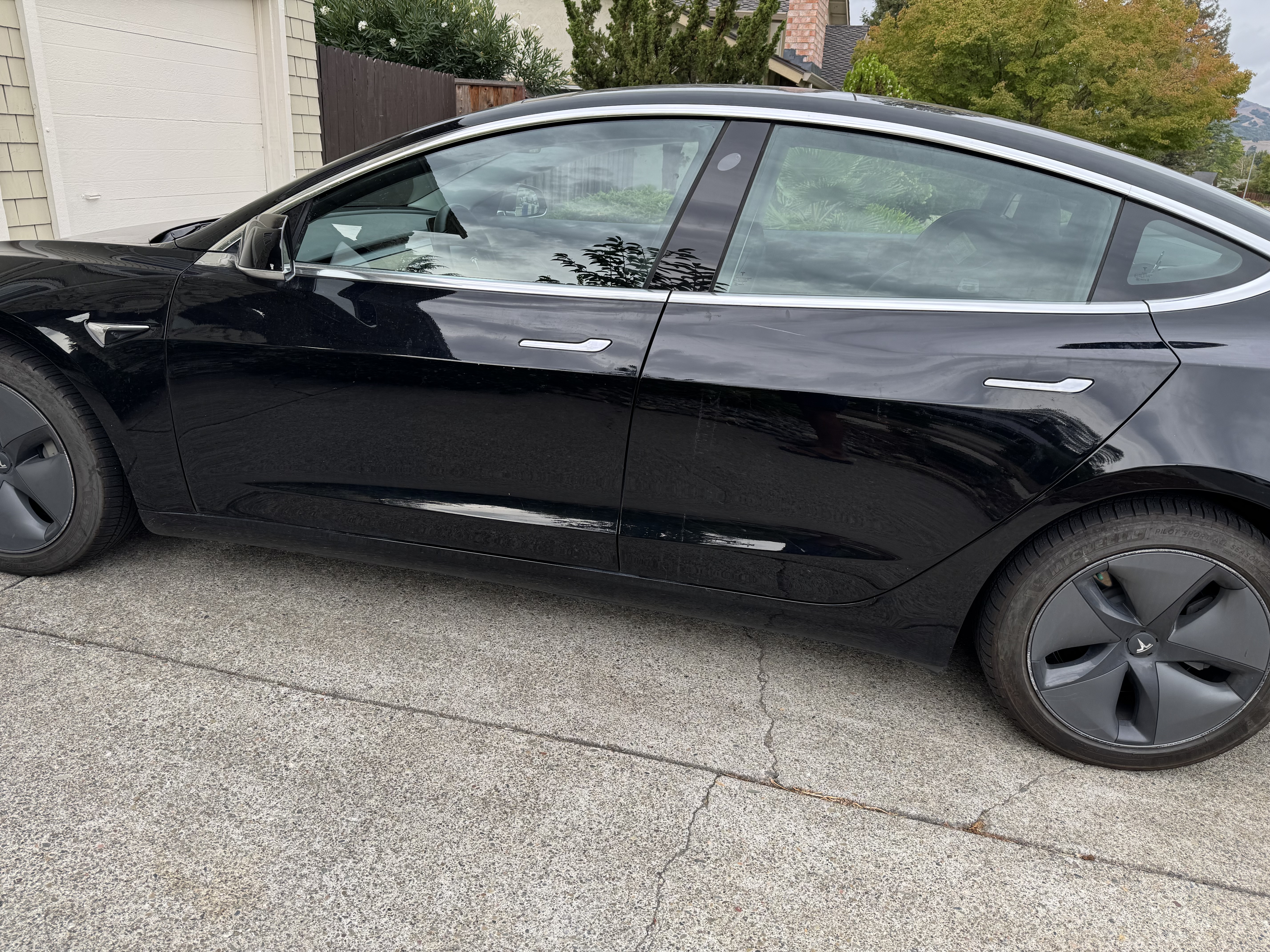 2019 Tesla model 3 5