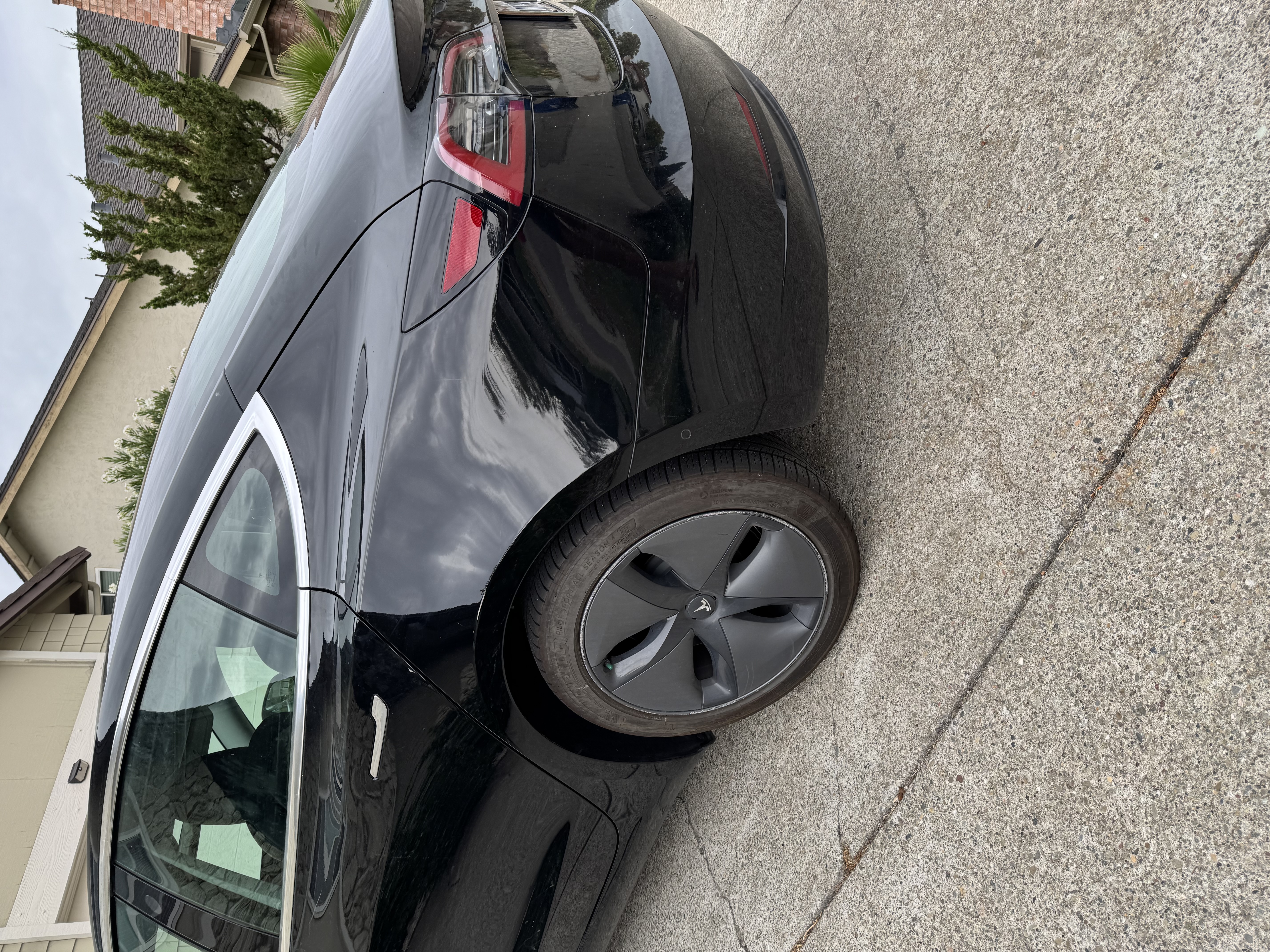2019 Tesla model 3 6