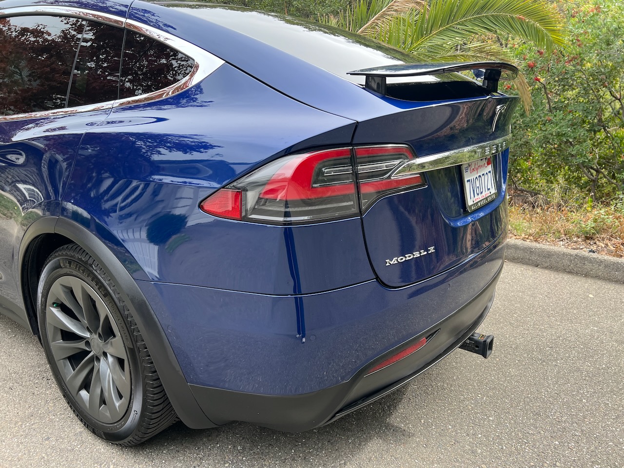 Tesla Model X 75D UNLIMITED FREE LIFETIME Supercharging 5