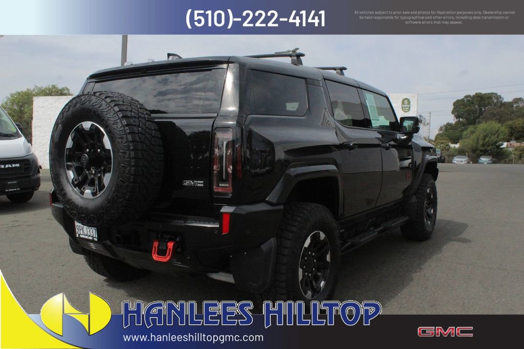 2024 Hummer EV SUV 2X Black 6