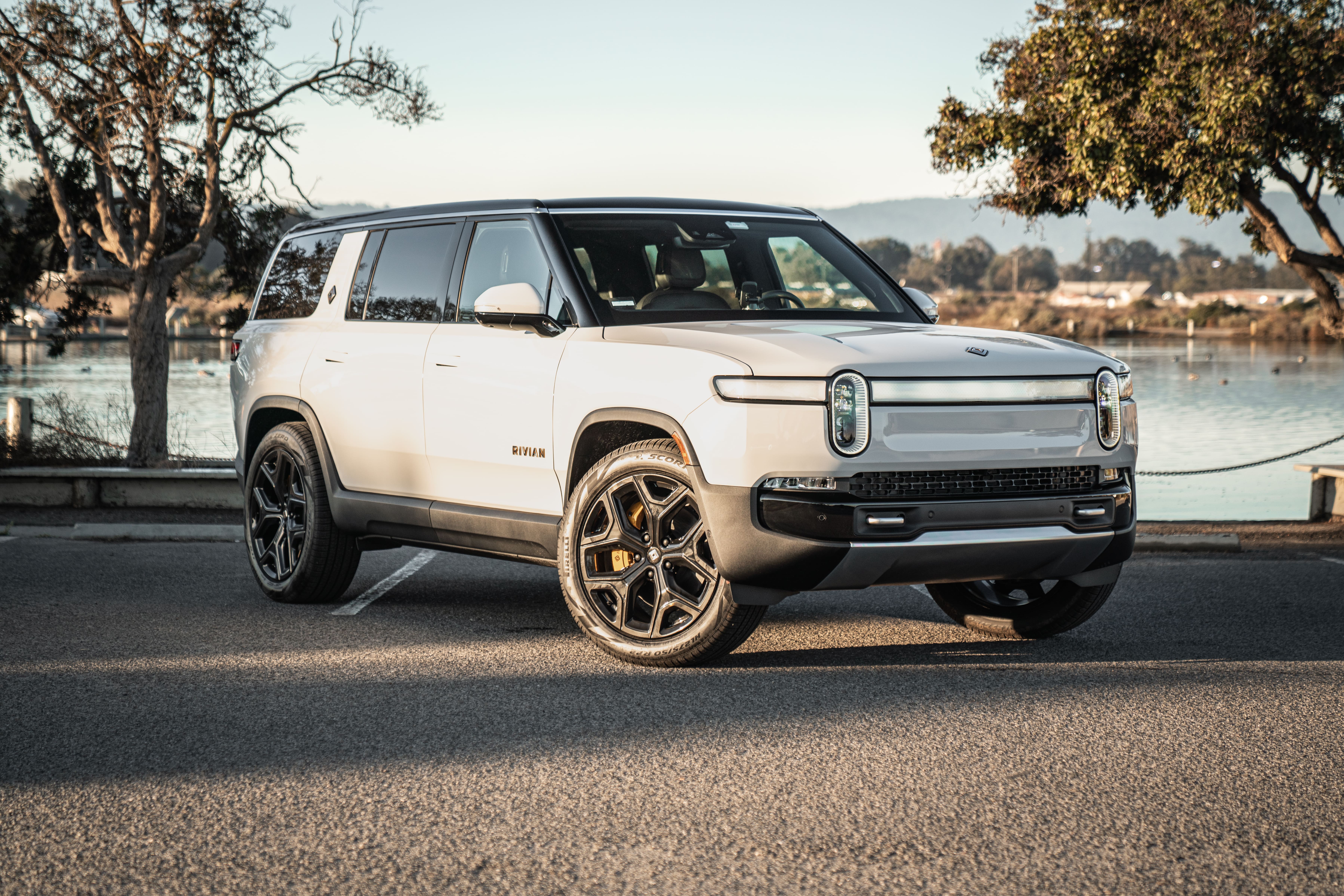 Rivian RS1 8