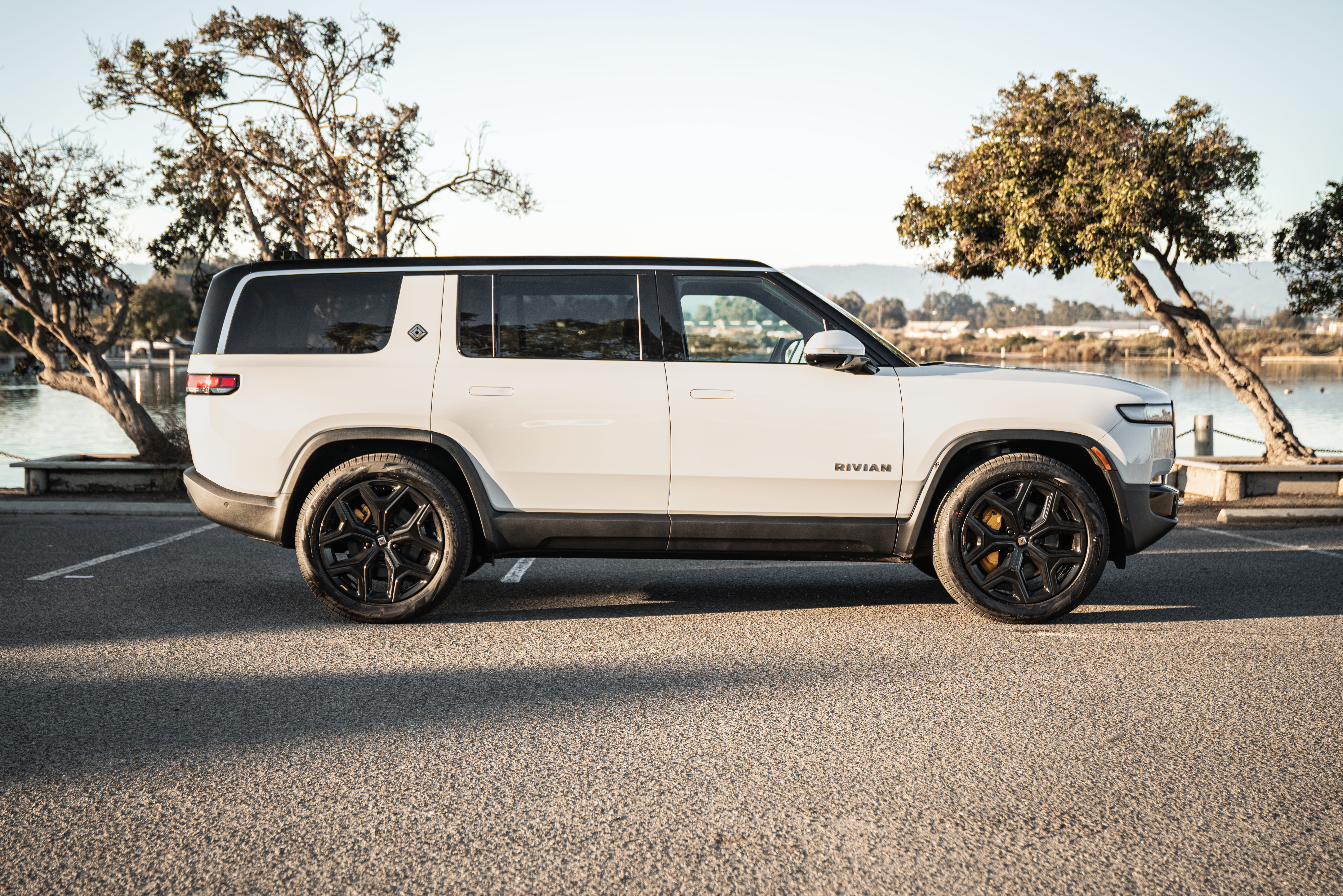 Rivian RS1 9