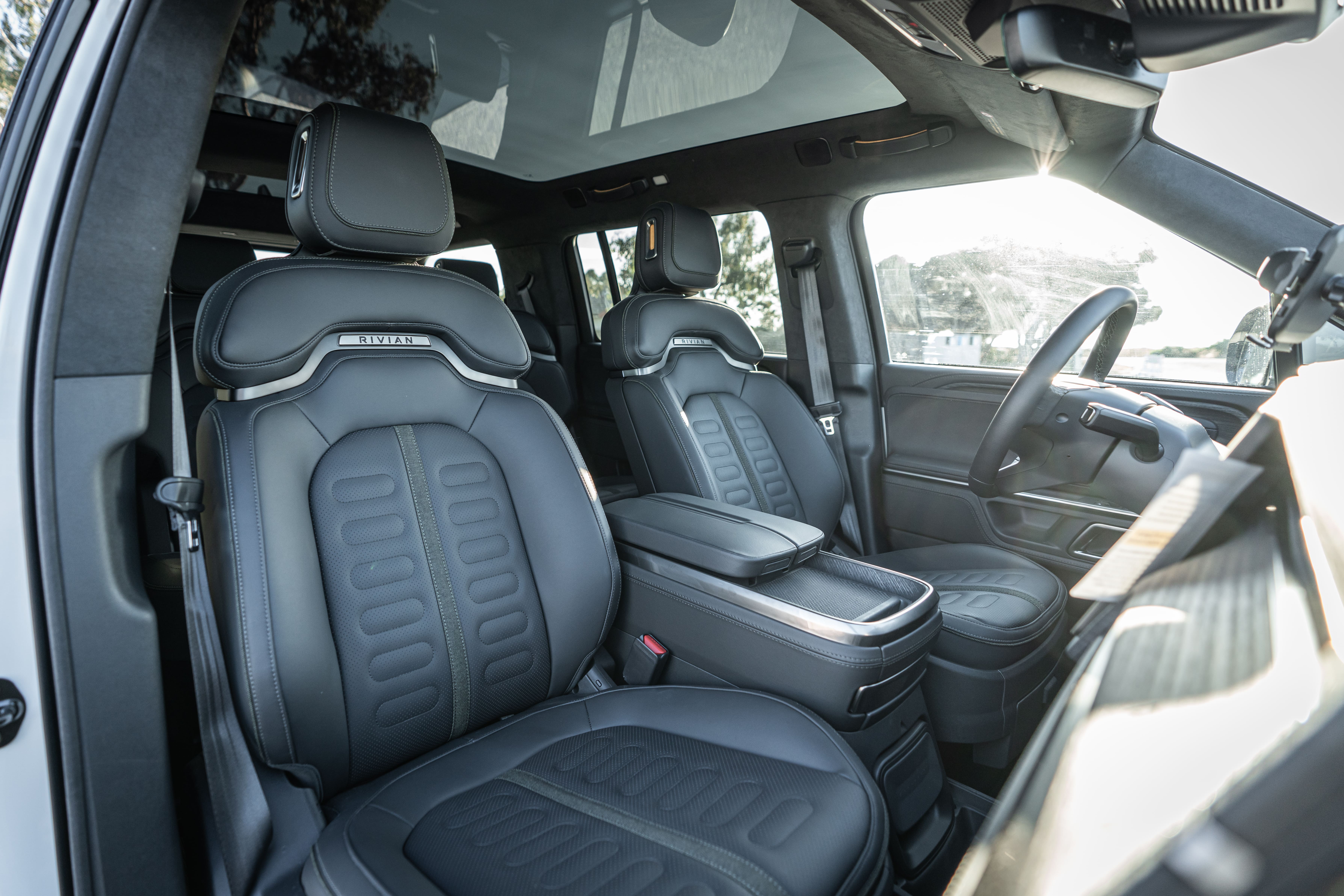Rivian RS1 12