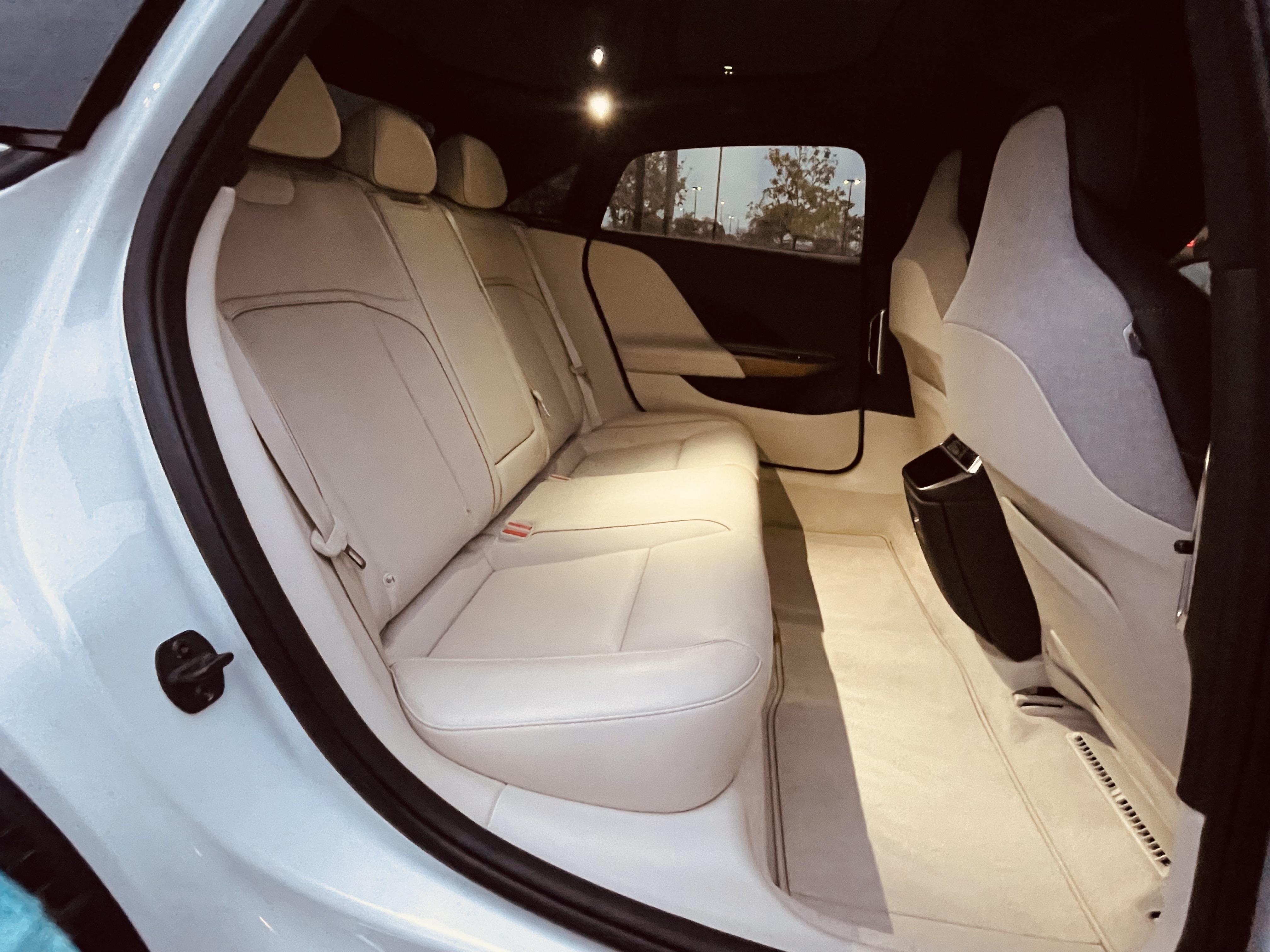 2023 Lucid Air Touring 8