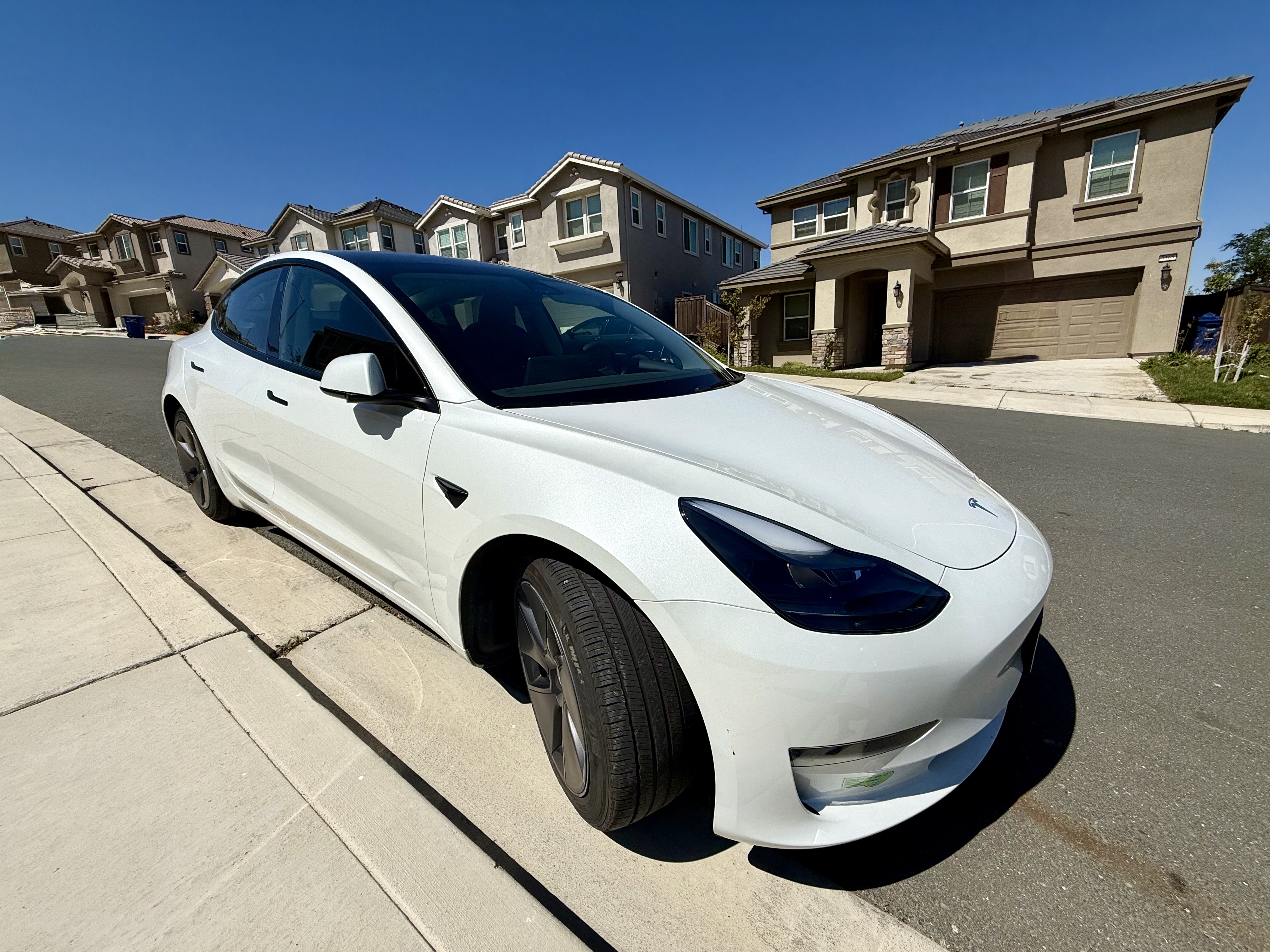 Tesla Model 3 White for sale 3
