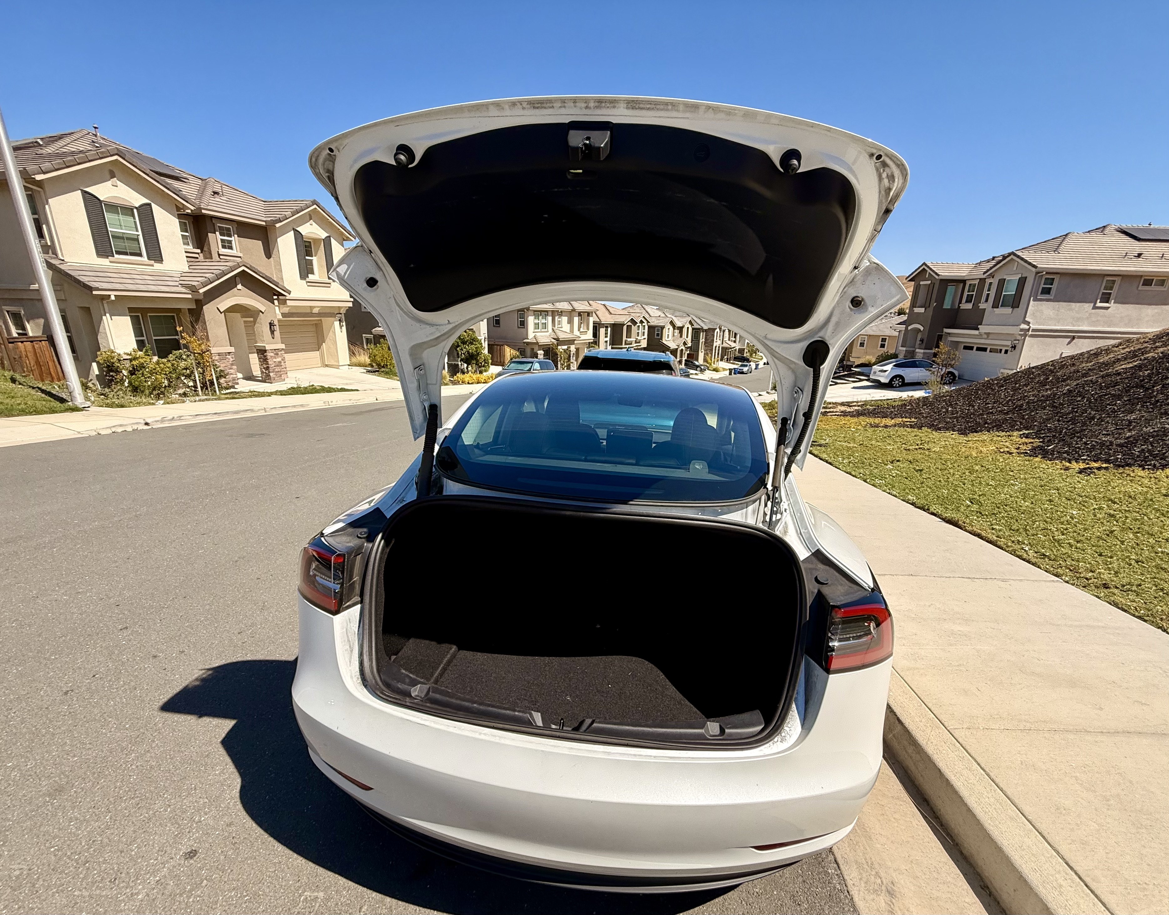 Tesla Model 3 White for sale 7