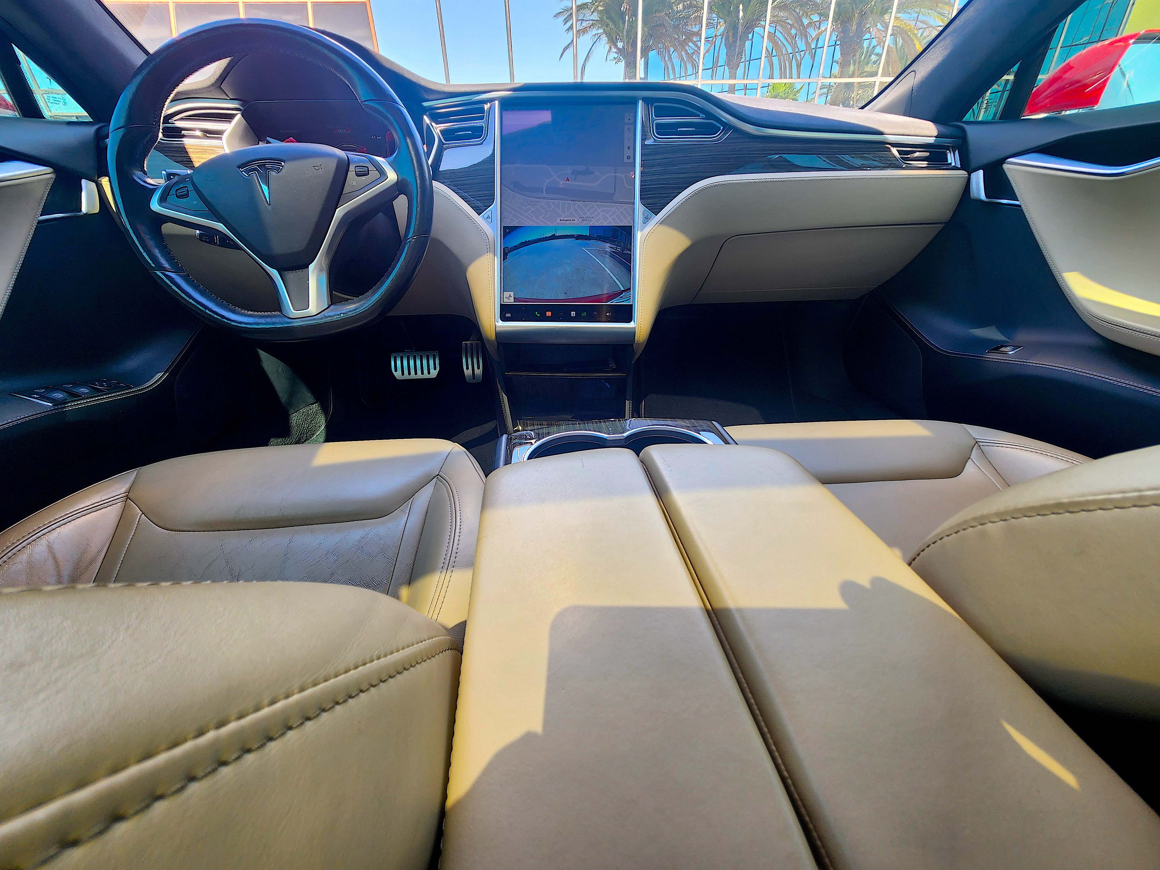 Tesla S P90DL --> Low miles,Ludicrous speed, full optioned, low miles ! 2