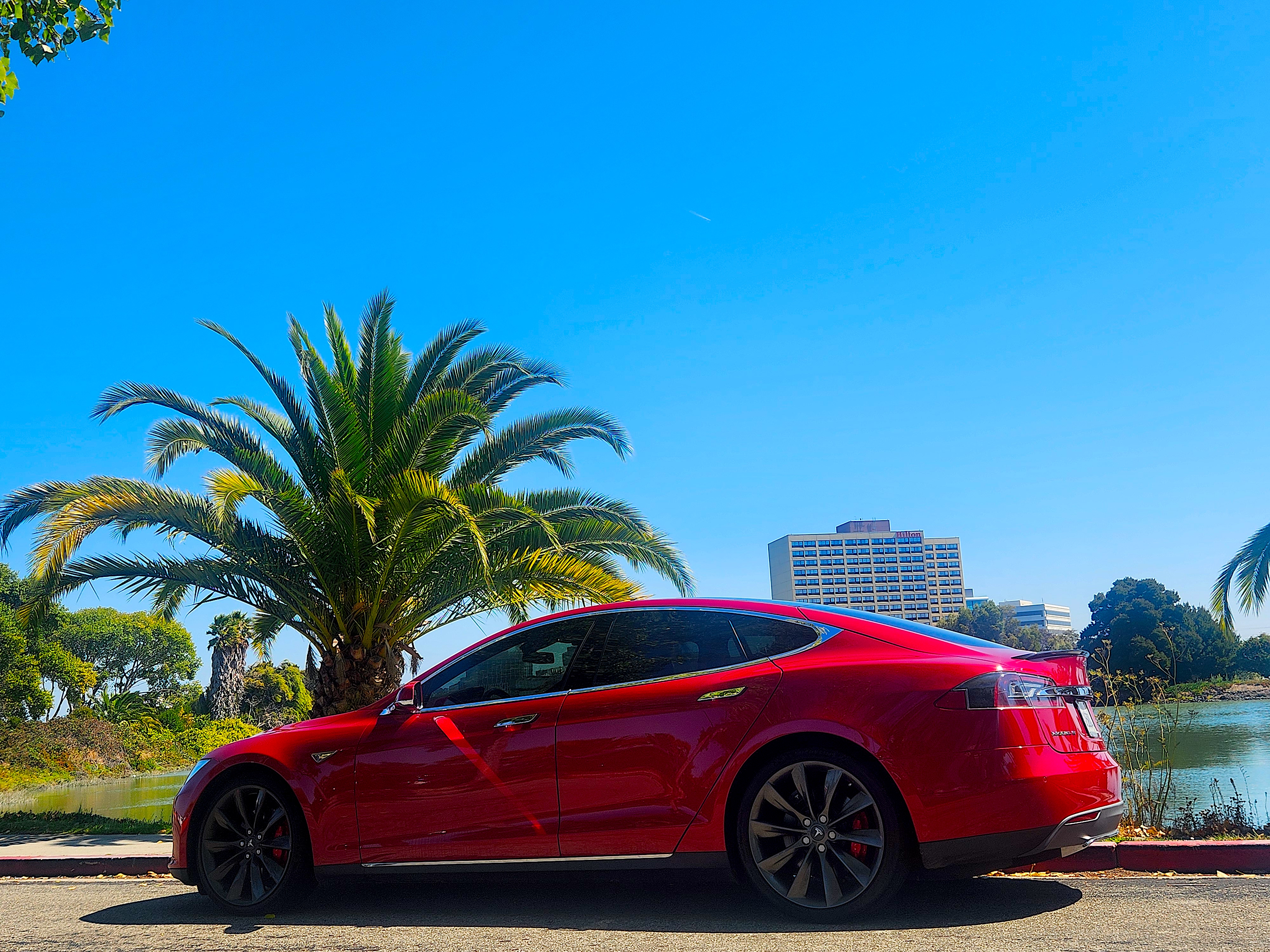 Tesla S P90DL --> Low miles,Ludicrous speed, full optioned, low miles ! 3