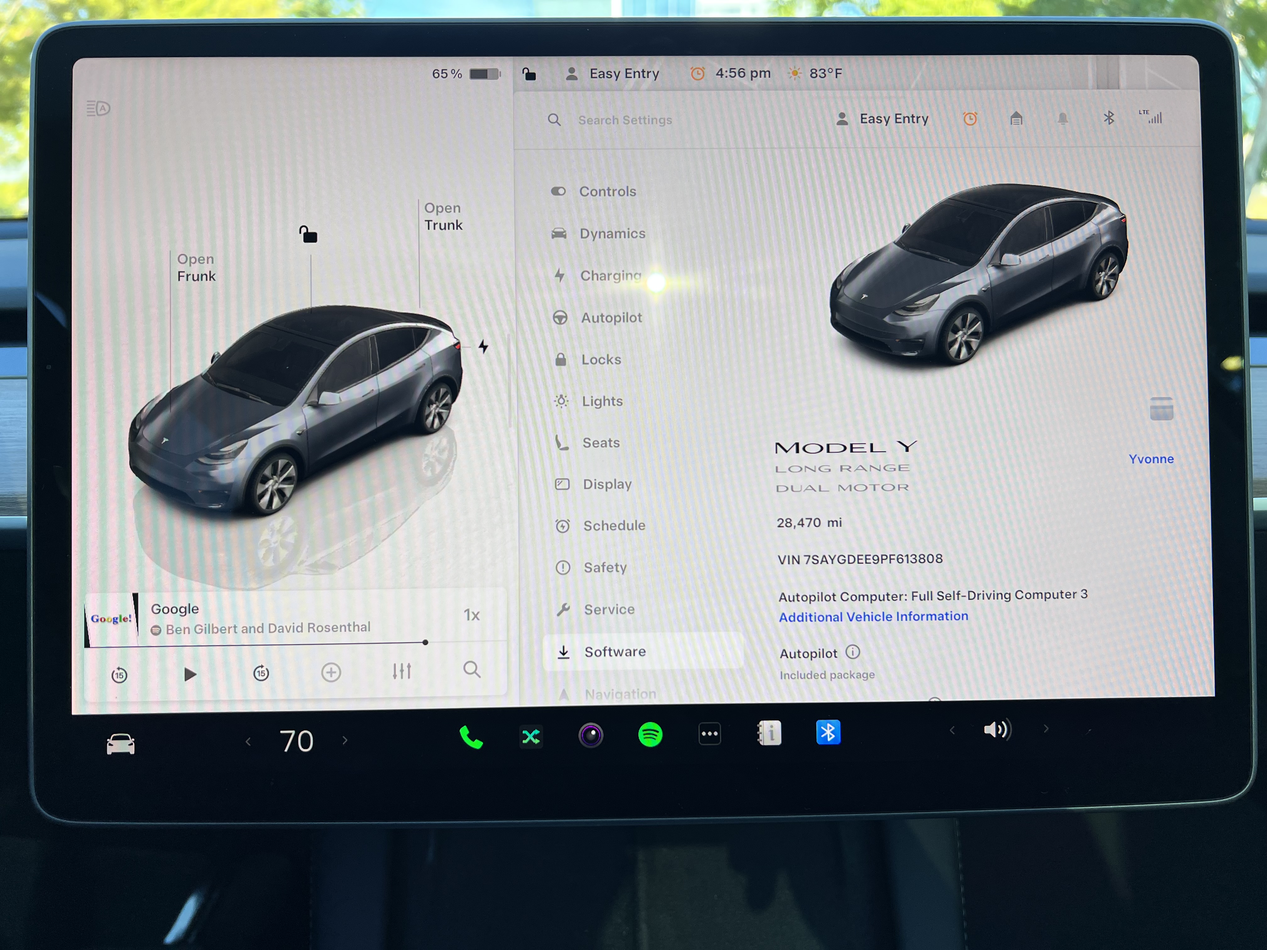 Tesla Model Y 5