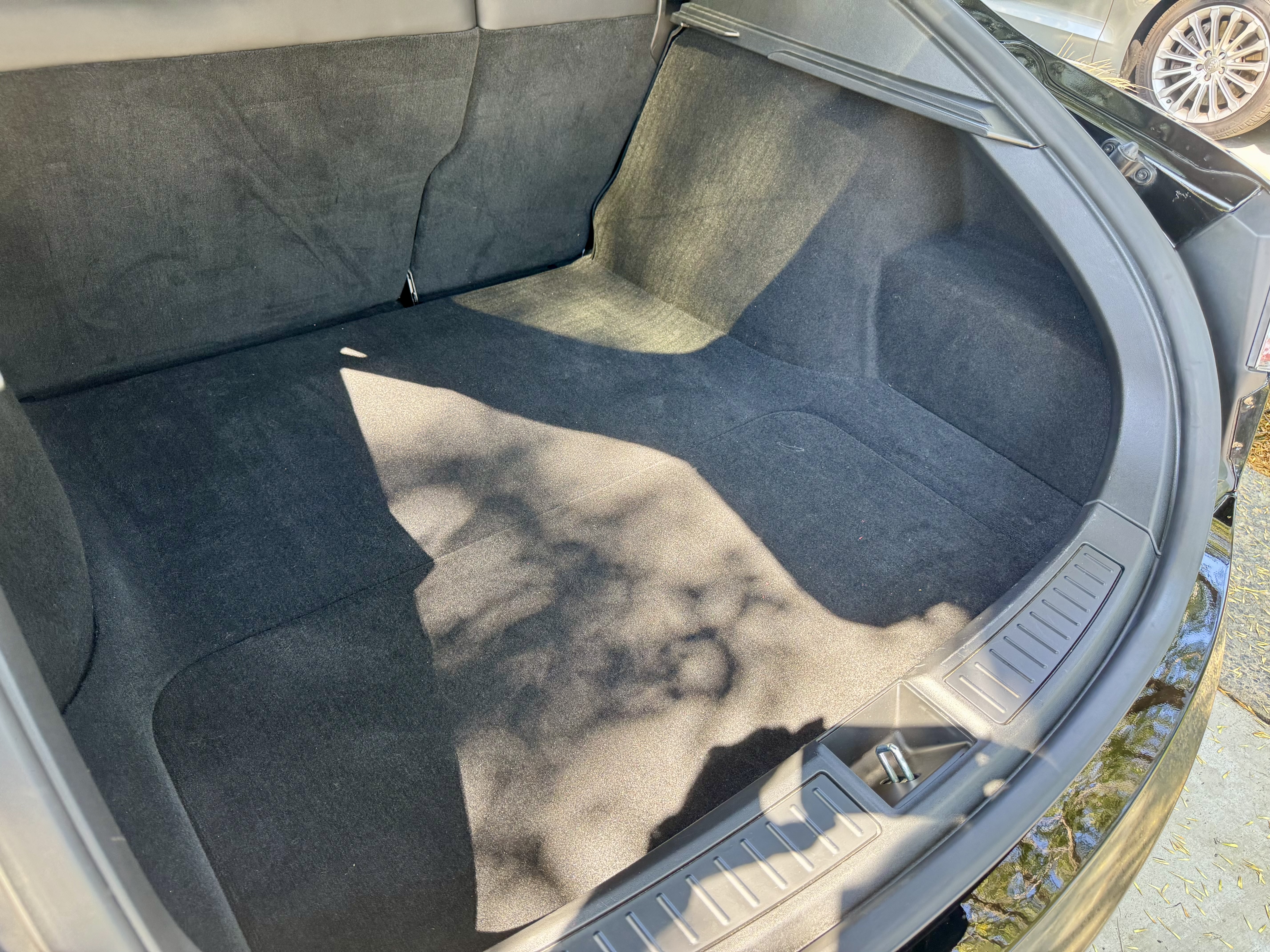 Tesla Model S P100D - Low Mileage!! 8