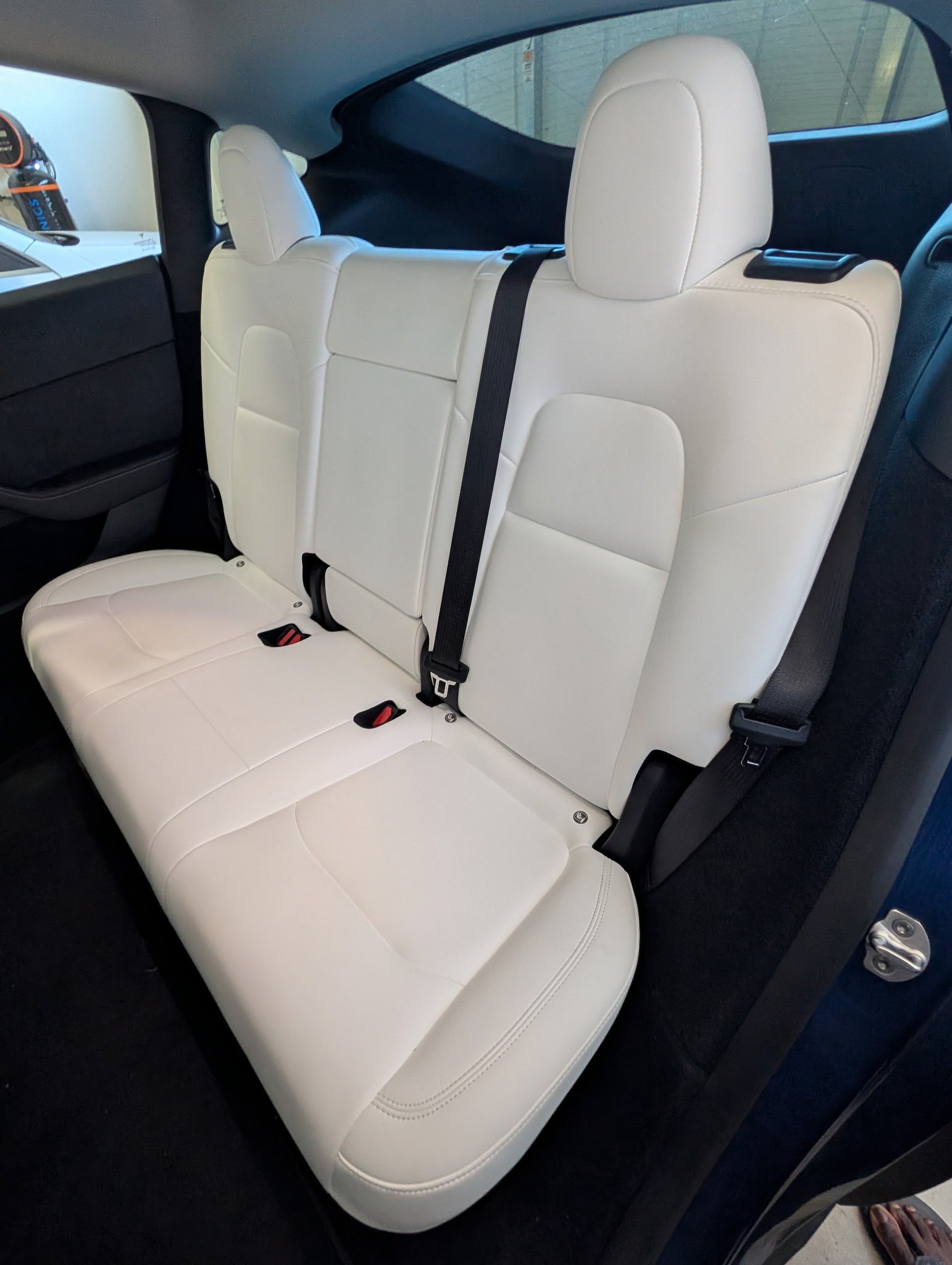 Tesla Model Y Long Range 3