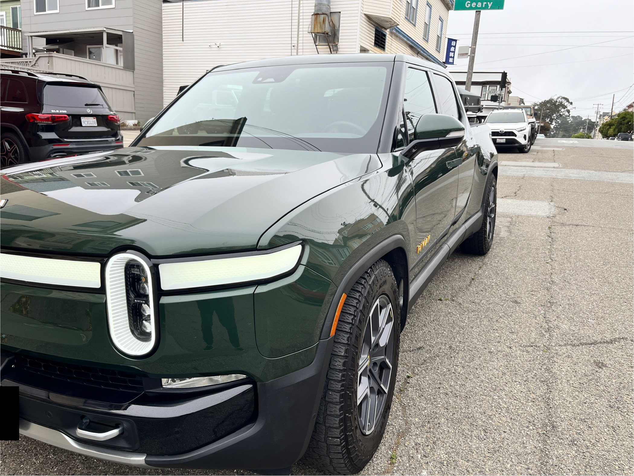 2023 Rivian r1t Adventure Pickup w/ Ikamper Tent 2