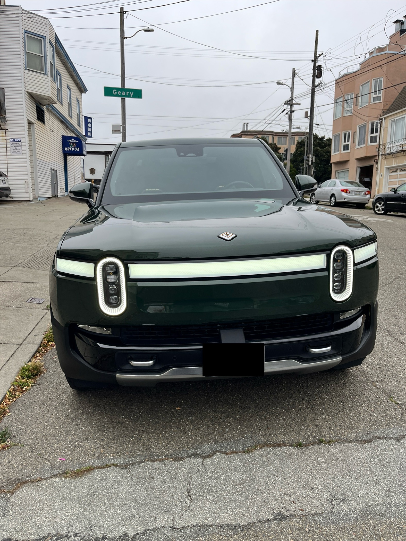 2023 Rivian r1t Adventure Pickup w/ Ikamper Tent 3