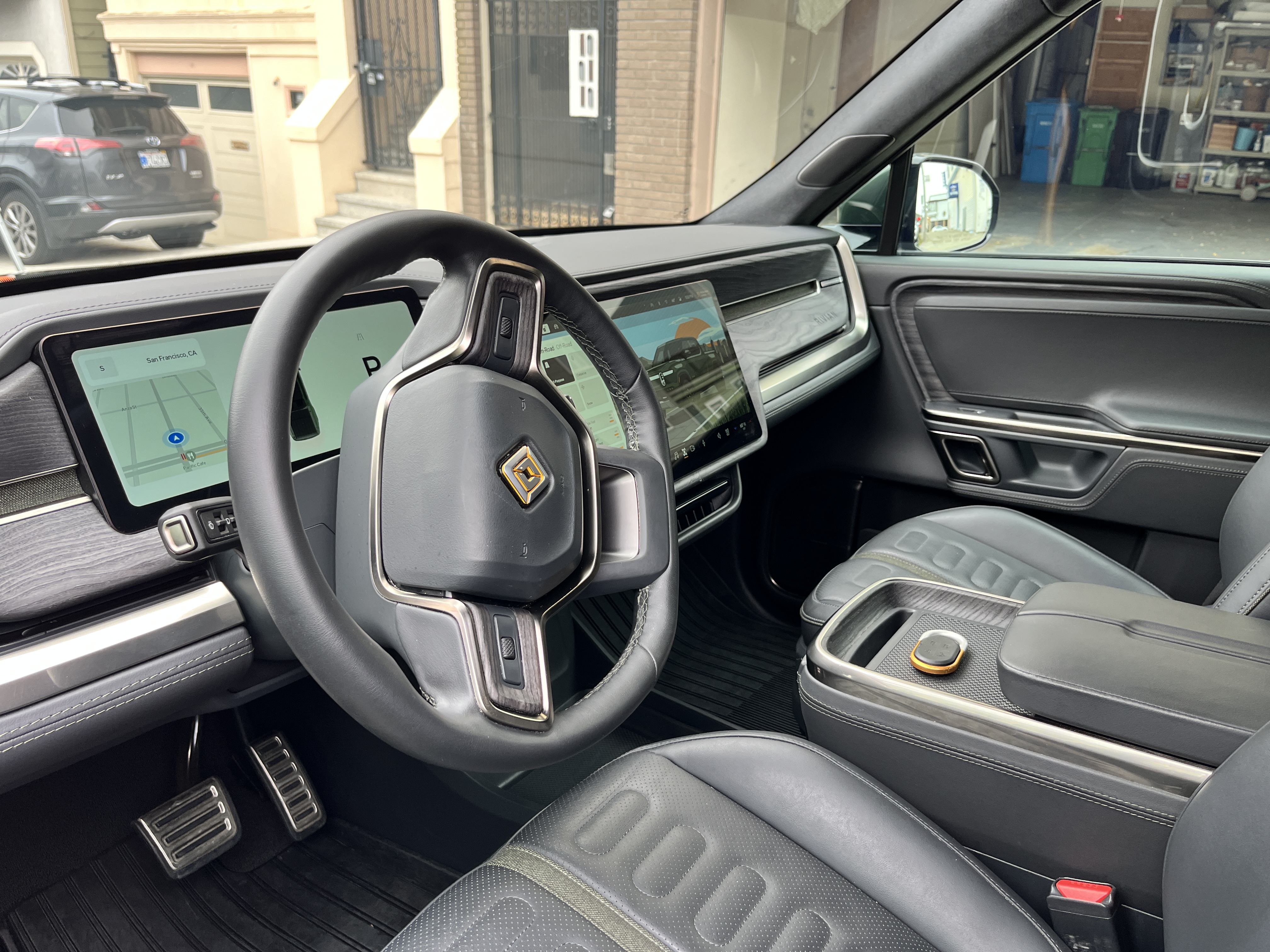 2023 Rivian r1t Adventure Pickup w/ Ikamper Tent 7