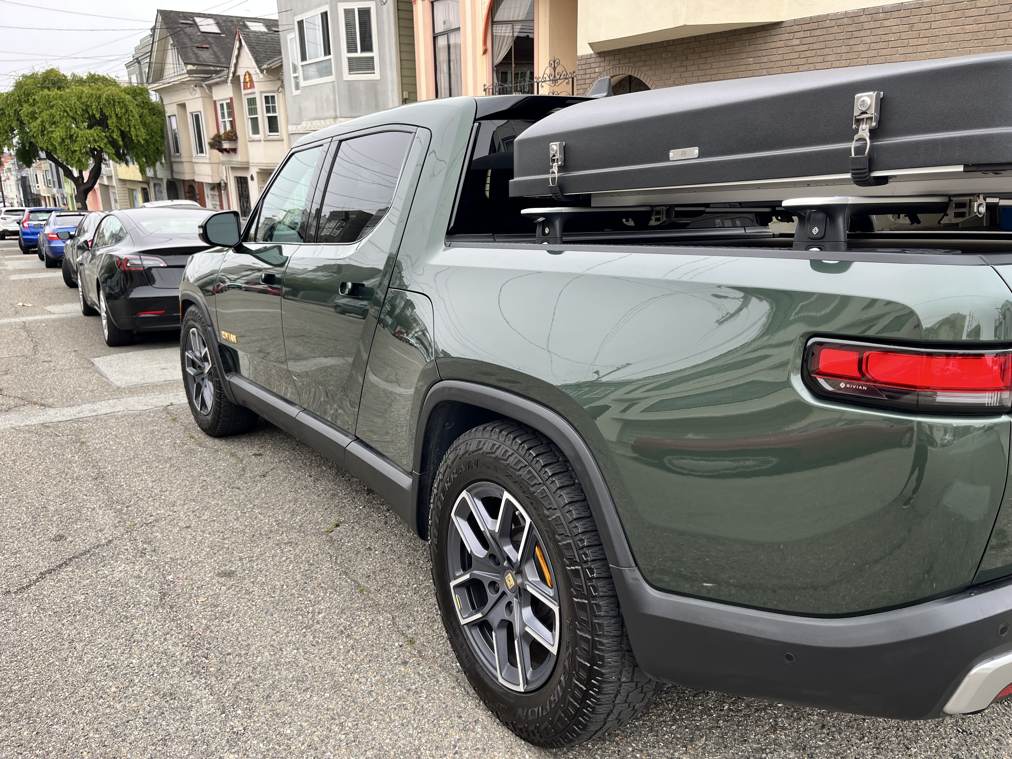 2023 Rivian r1t Adventure Pickup w/ Ikamper Tent 8