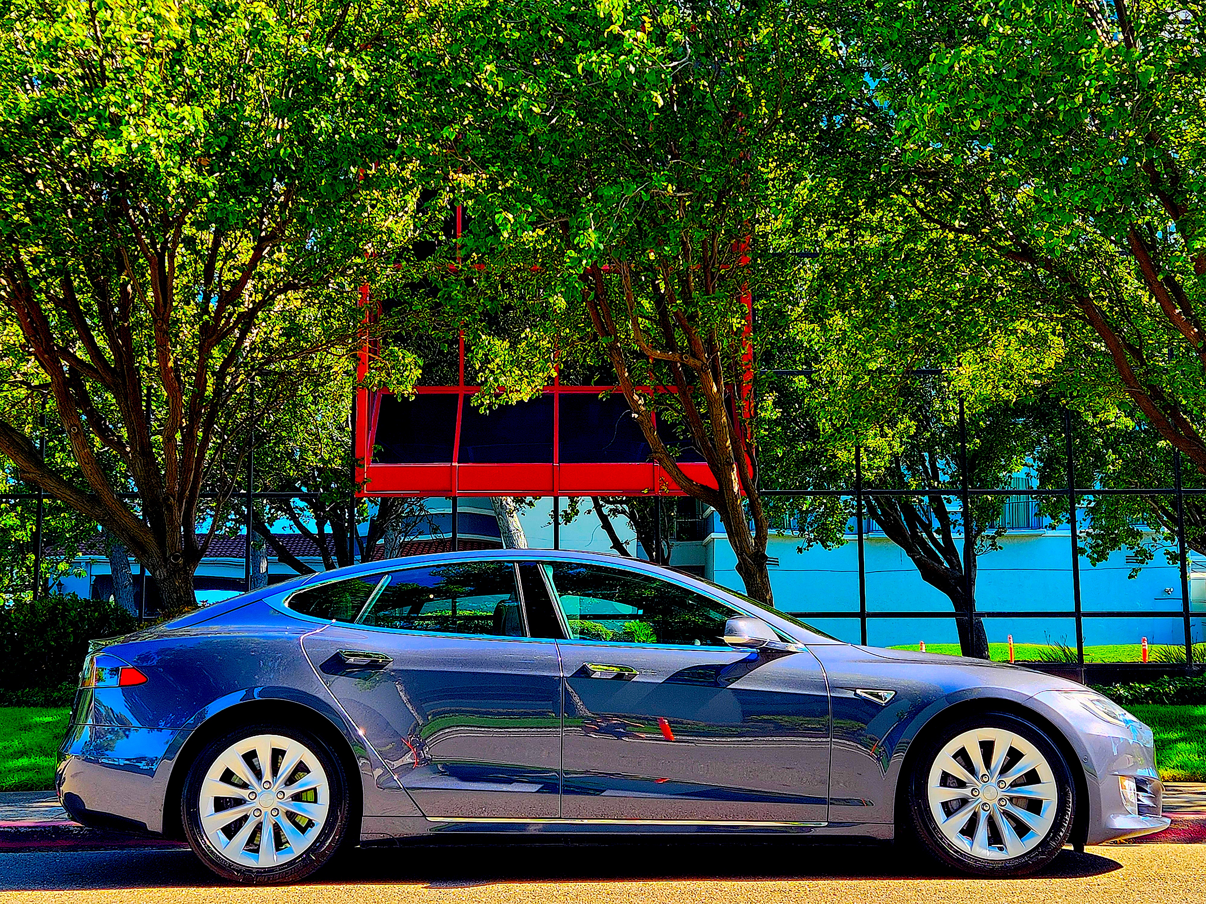 Tesla S75D with FREE UNLIMITED SUPERCHARGING 3