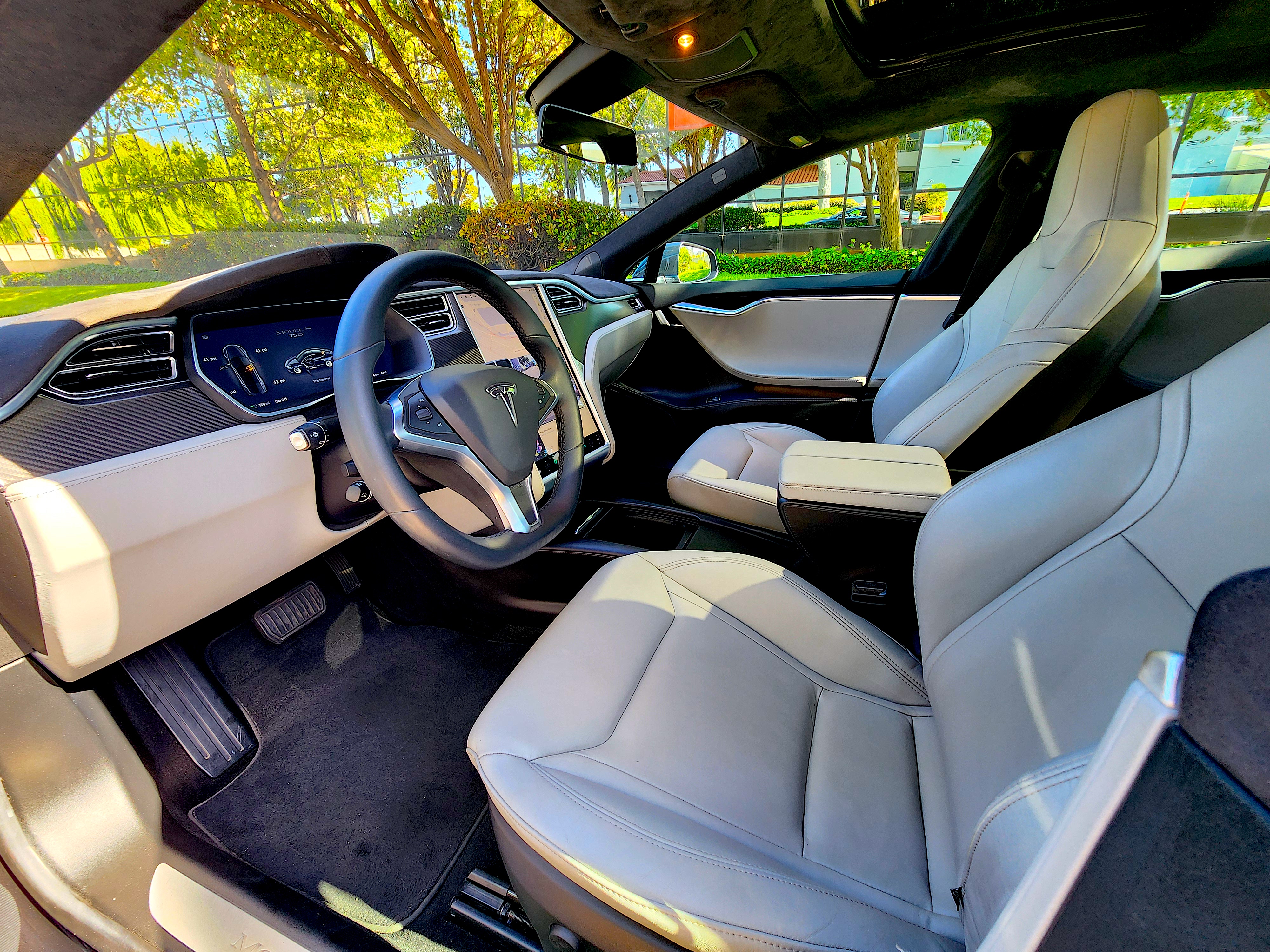 Tesla S75D with FREE UNLIMITED SUPERCHARGING 6