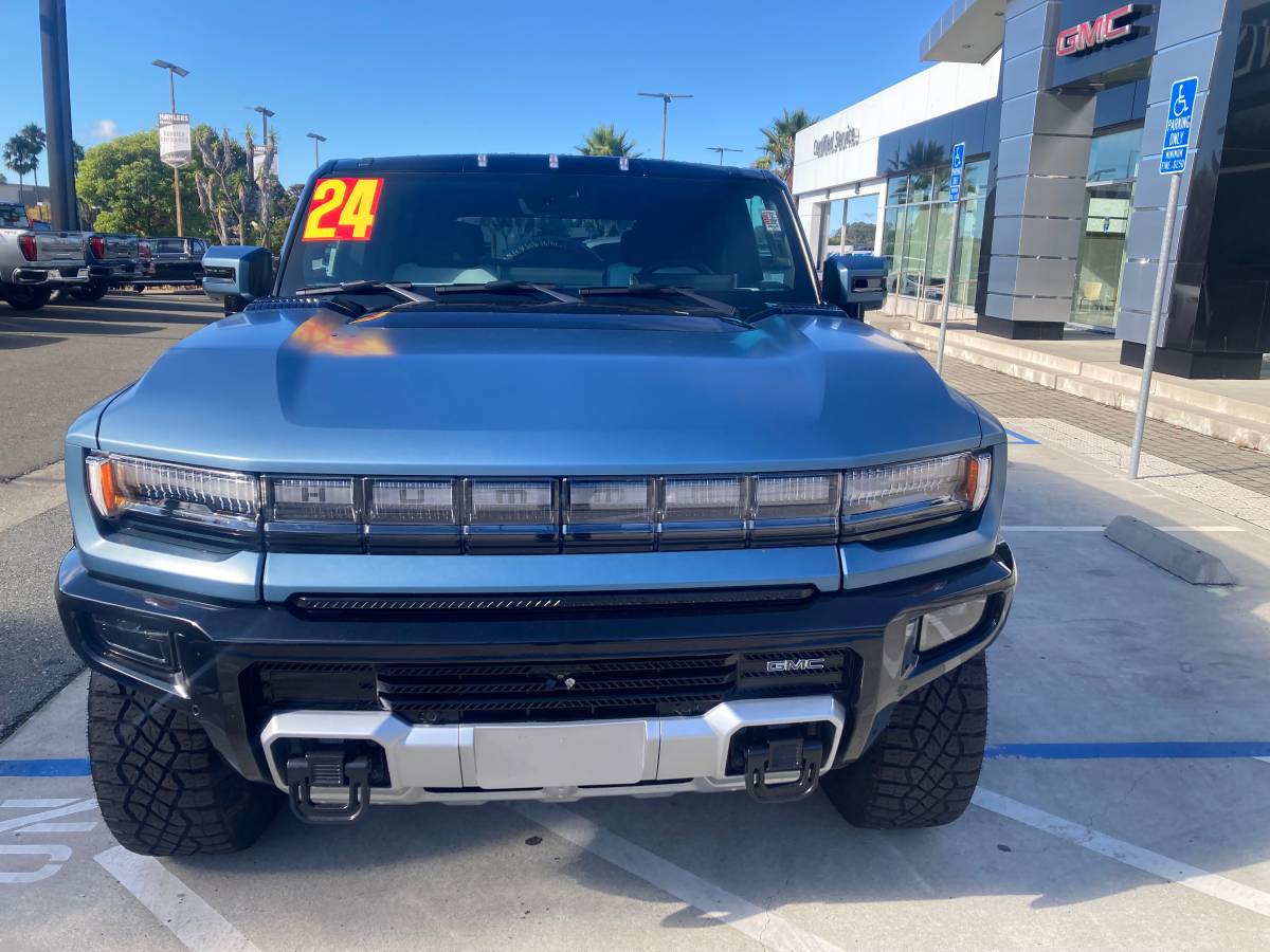 2024 Hummer EV SUV 3X Omega Edition 3