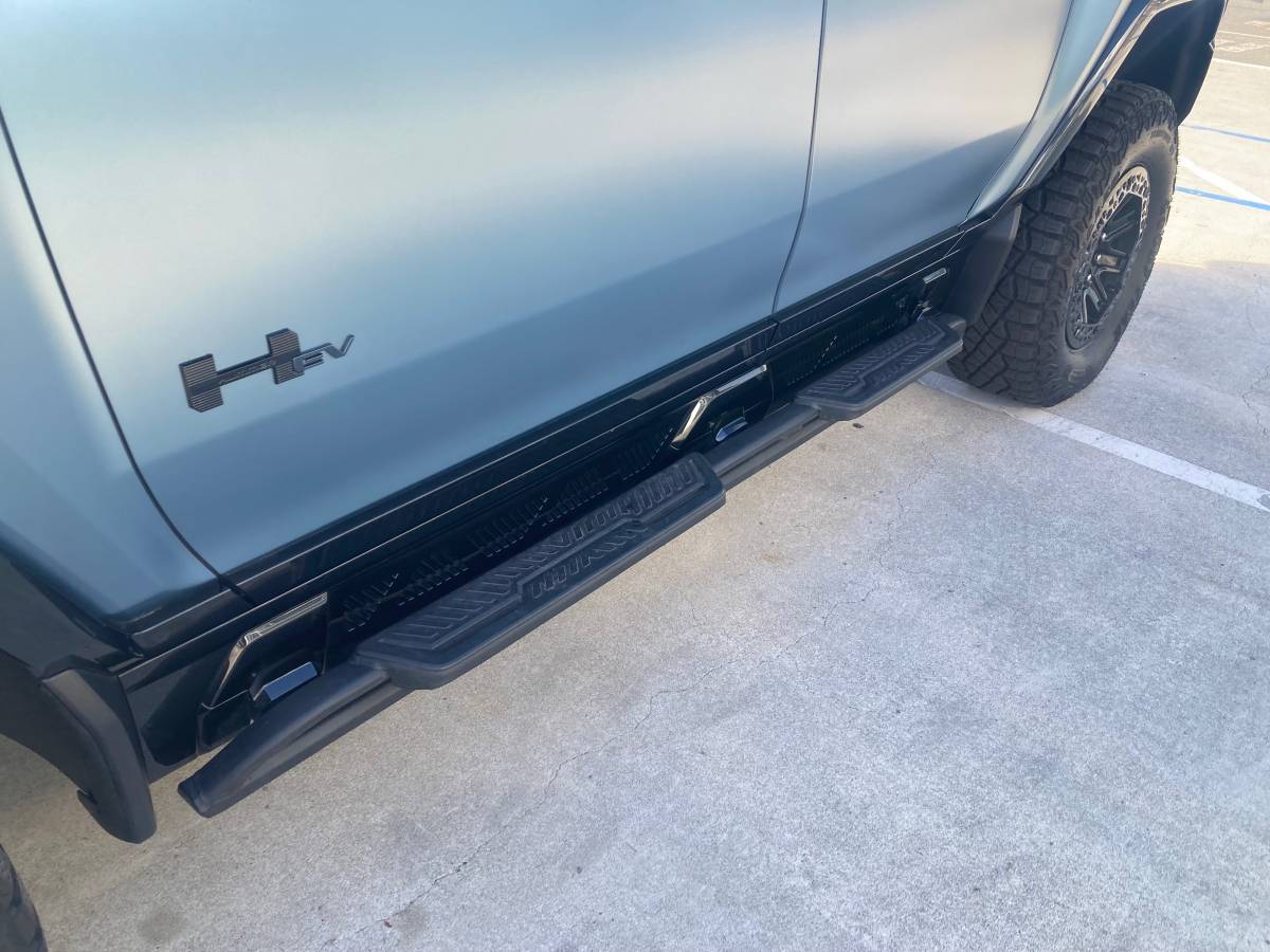 2024 Hummer EV SUV 3X Omega Edition 7