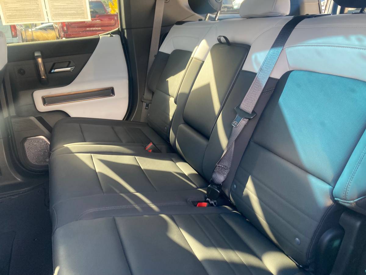 2024 Hummer EV SUV 3X Omega Edition 11