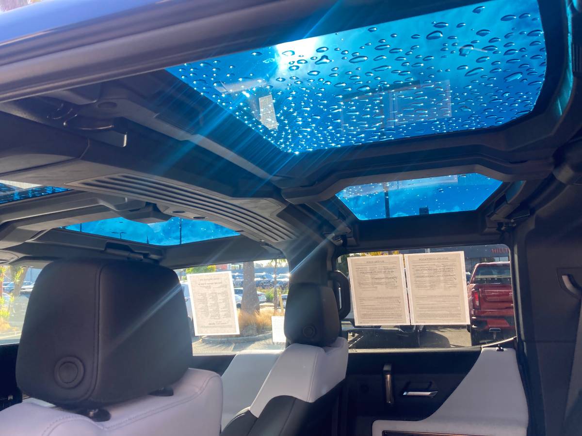 2024 Hummer EV SUV 3X Omega Edition 12