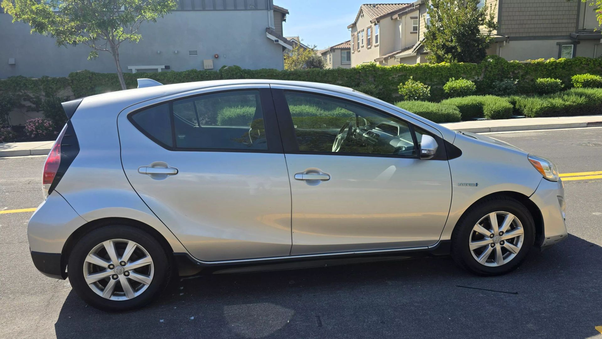 Toyota Prius C 4