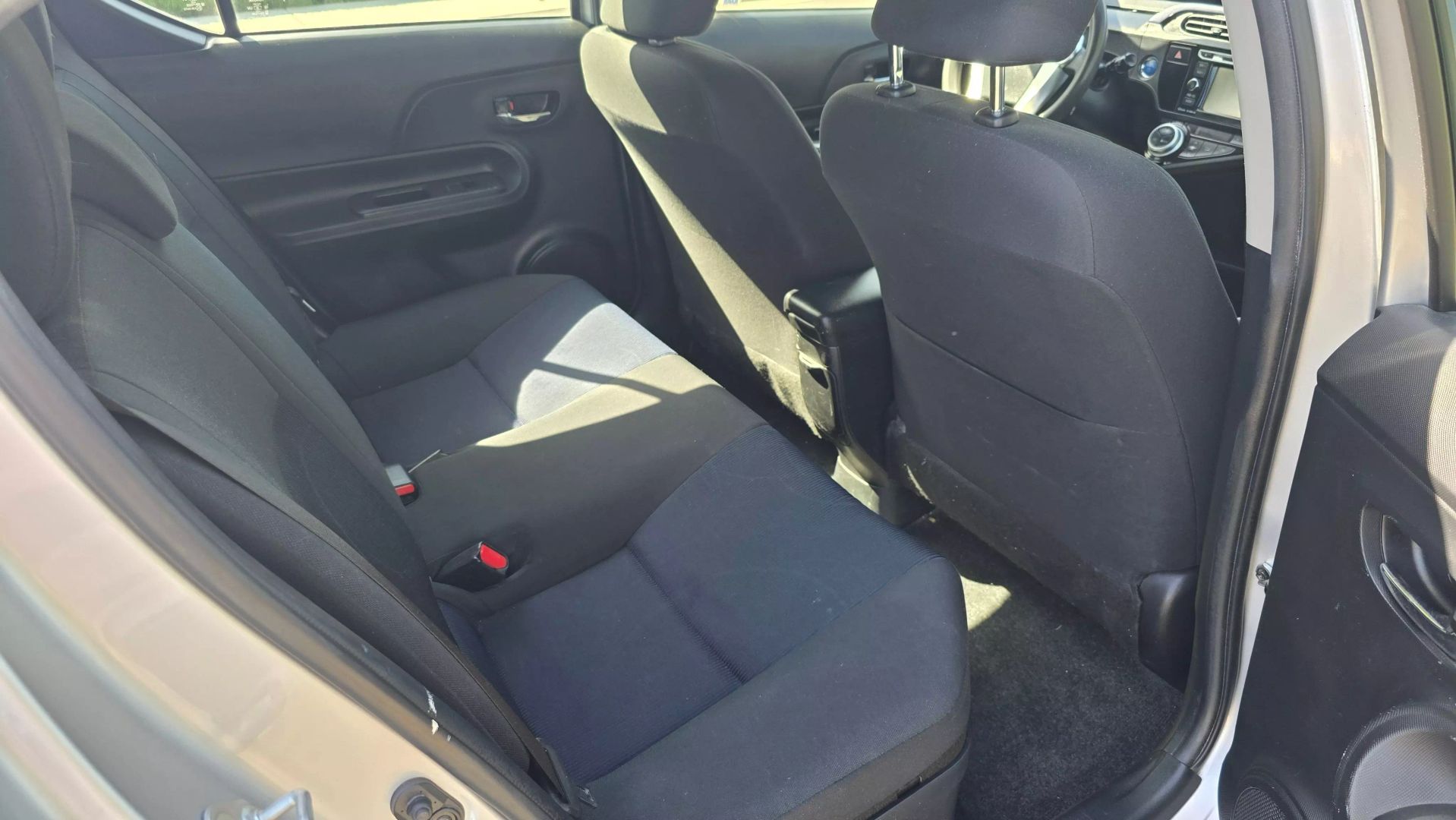 Toyota Prius C 9