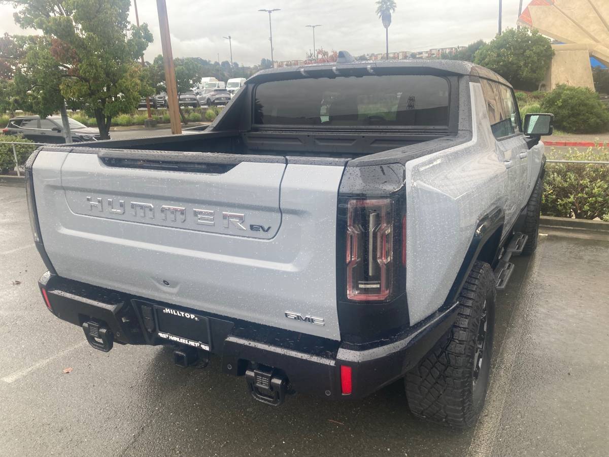 2024 GMC Hummer EV Pickup 3X 9