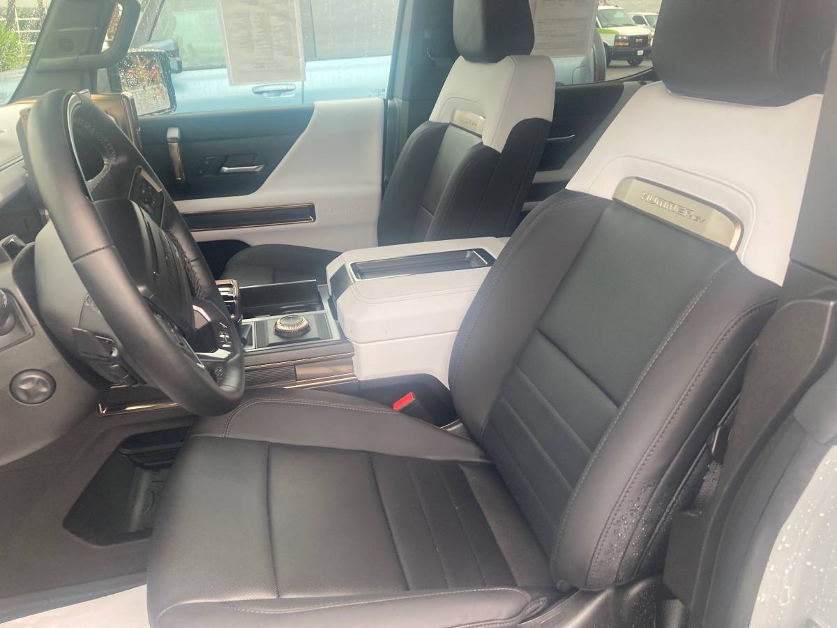 2024 GMC Hummer EV Pickup 3X 13