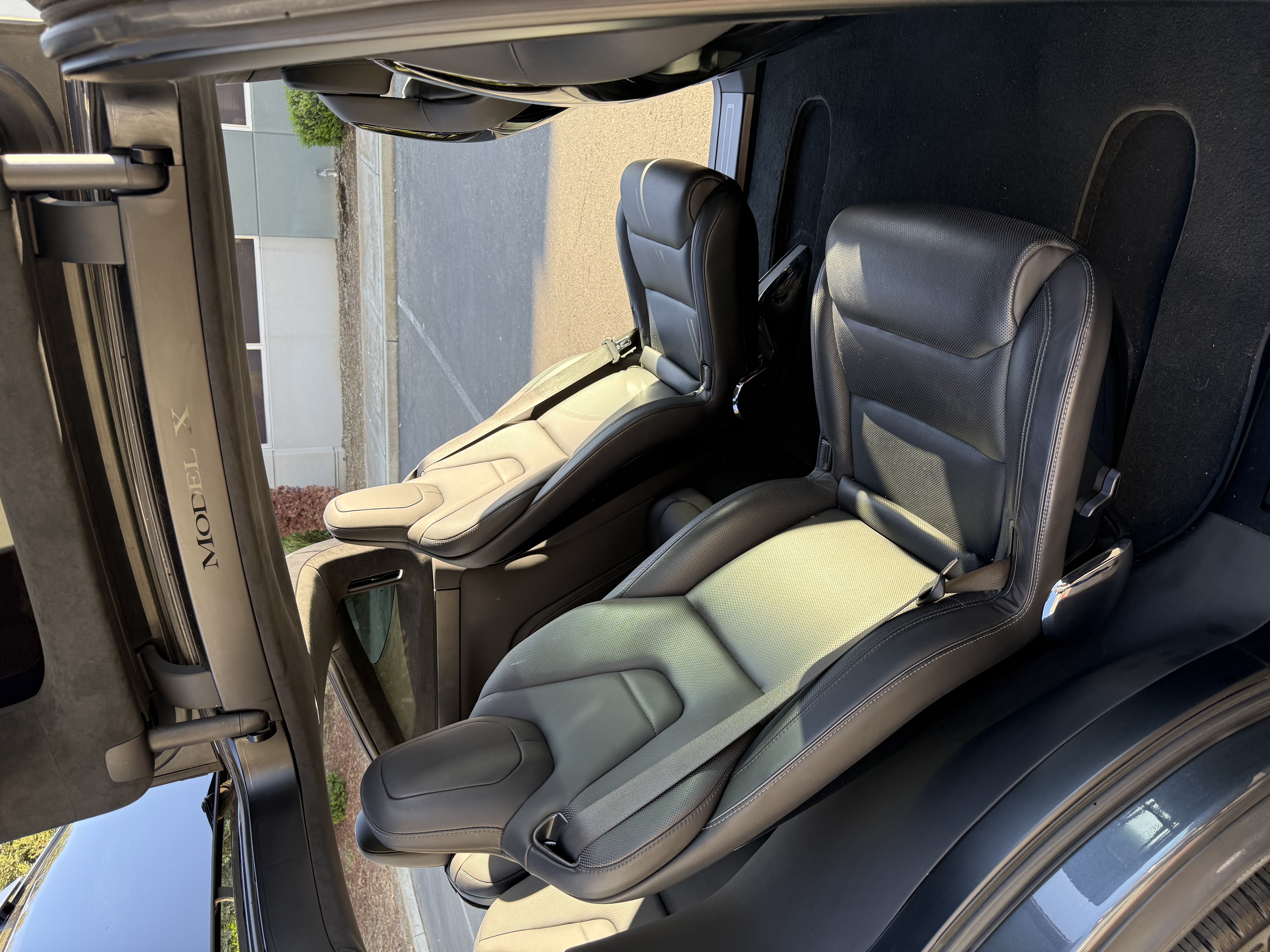 2016 Tesla Model X 90D AWD 6