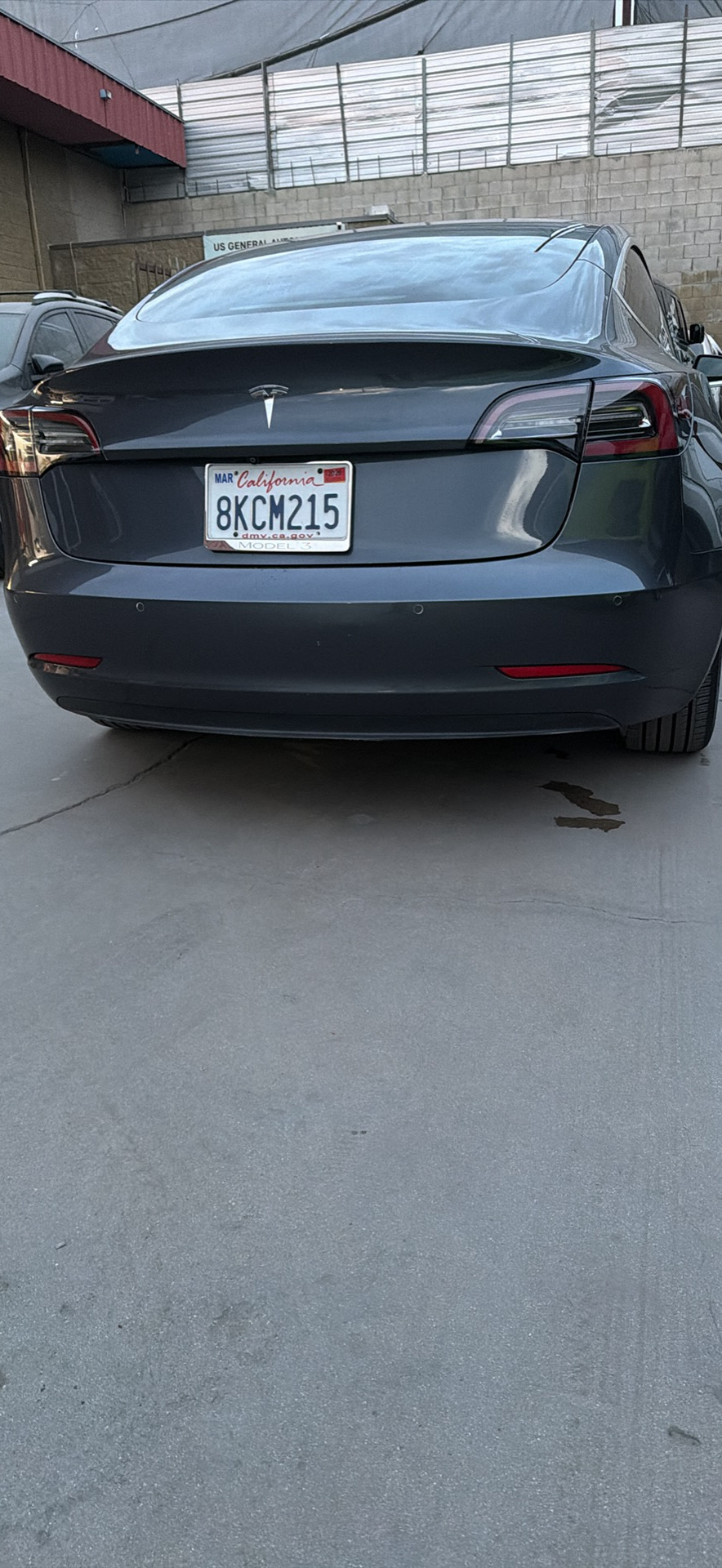 Tesla model 3 2