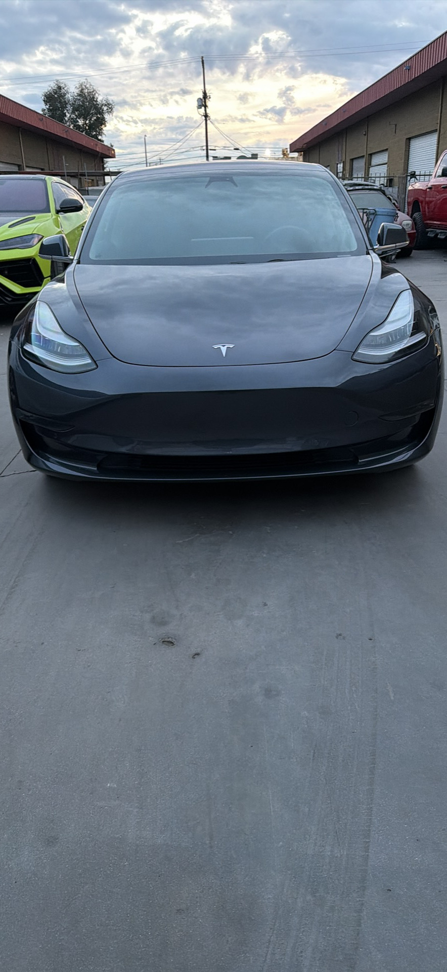 Tesla model 3 5