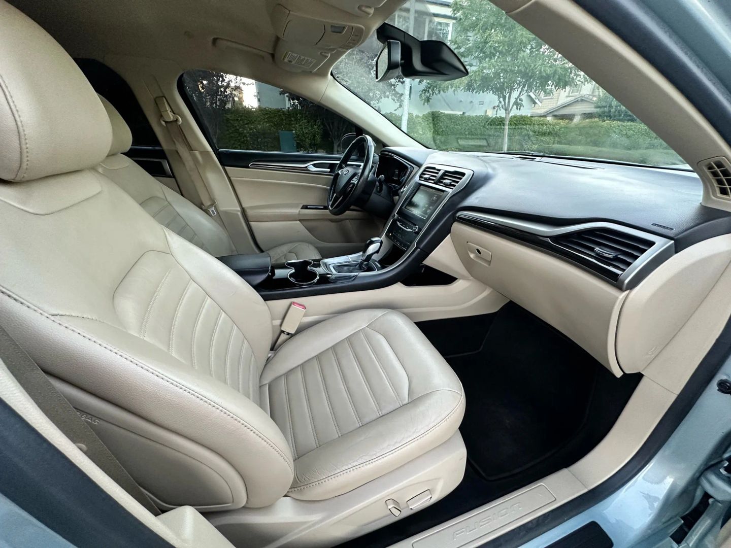 FORD FUSION 6