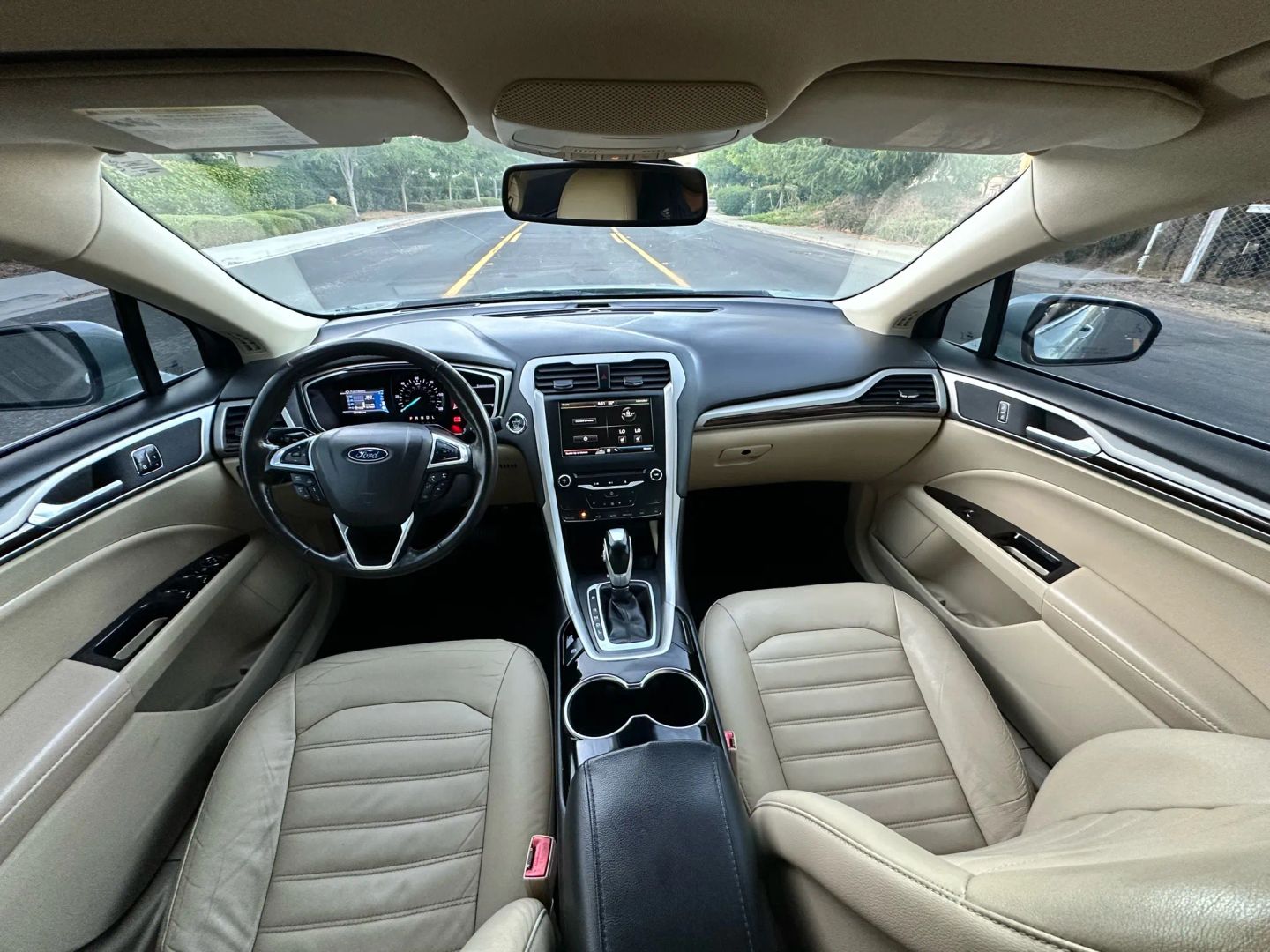 FORD FUSION 10