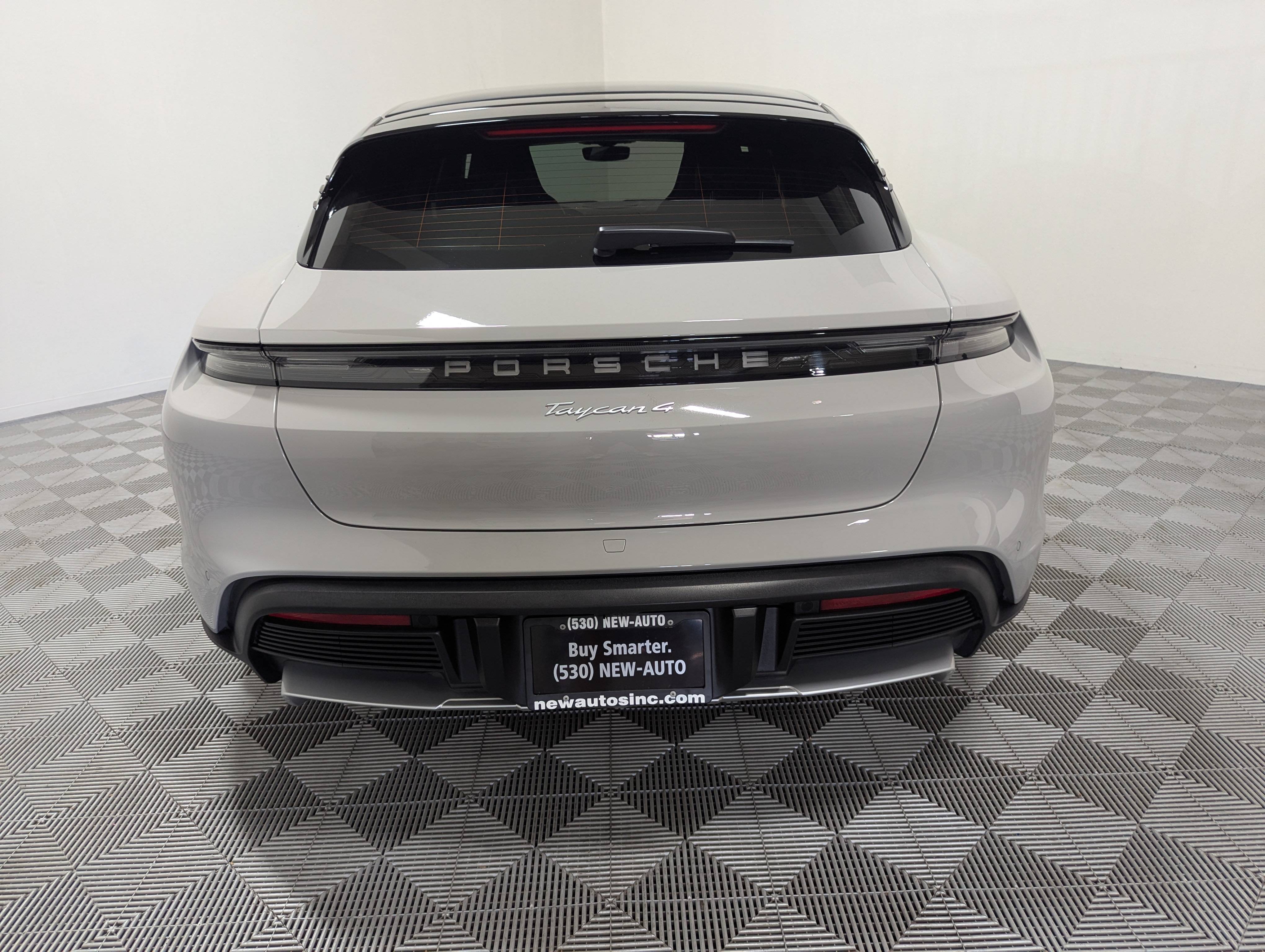 2022 Porsche Taycan 4 Cross Turismo 12