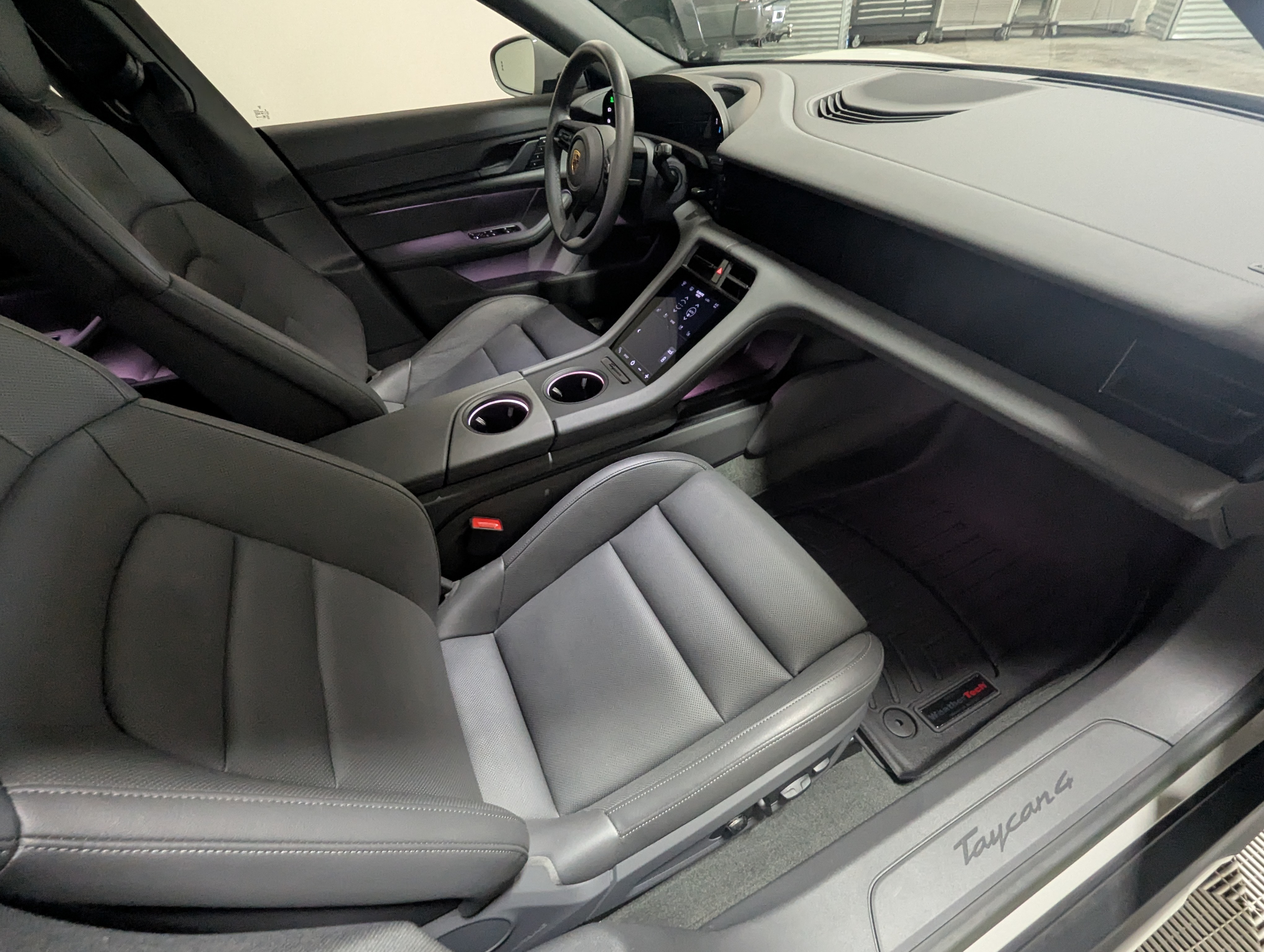 2022 Porsche Taycan 4 Cross Turismo 7