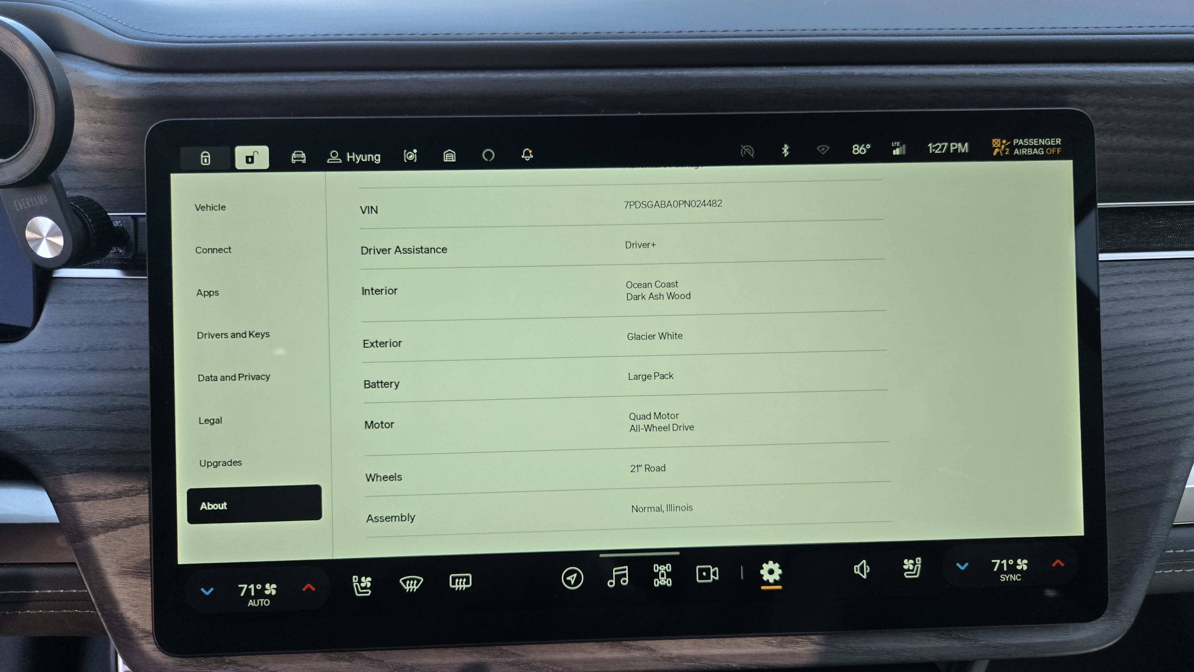 1 2023 Rivian R1S Adventure Quad Motor – 21” Wheels – $10k+ Upgrades 10