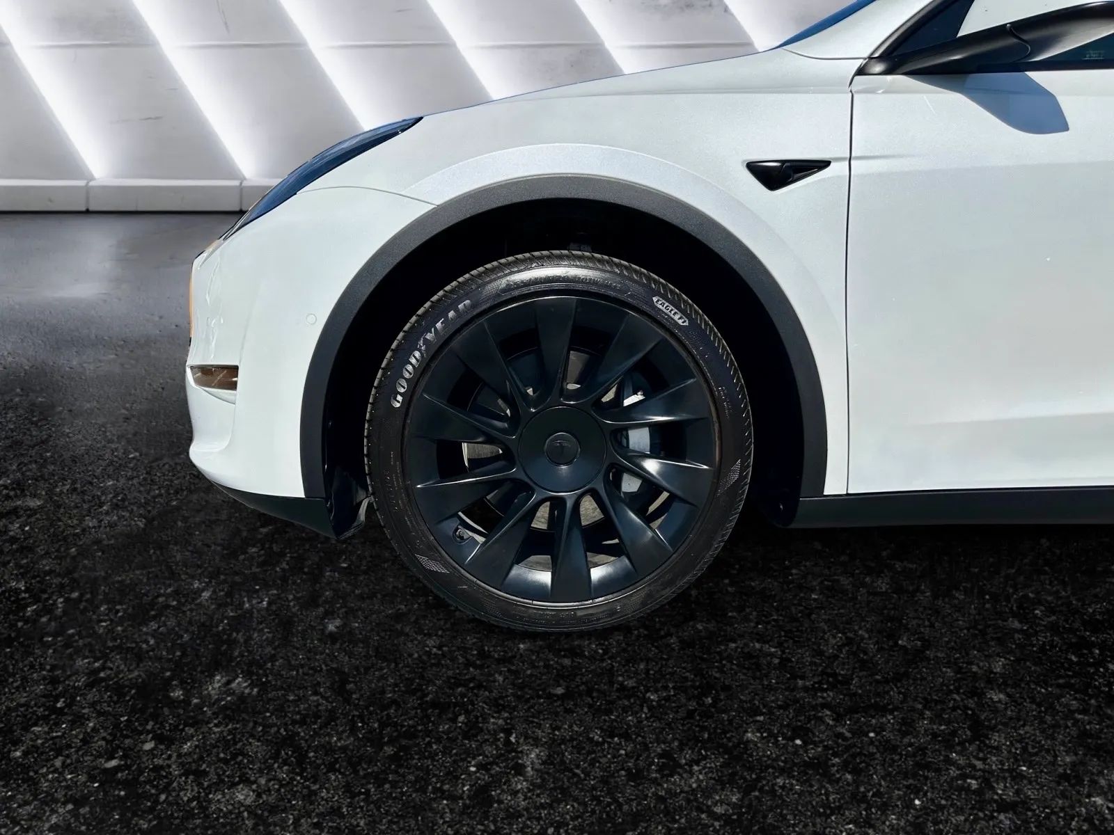 2021 Tesla Model Y 12