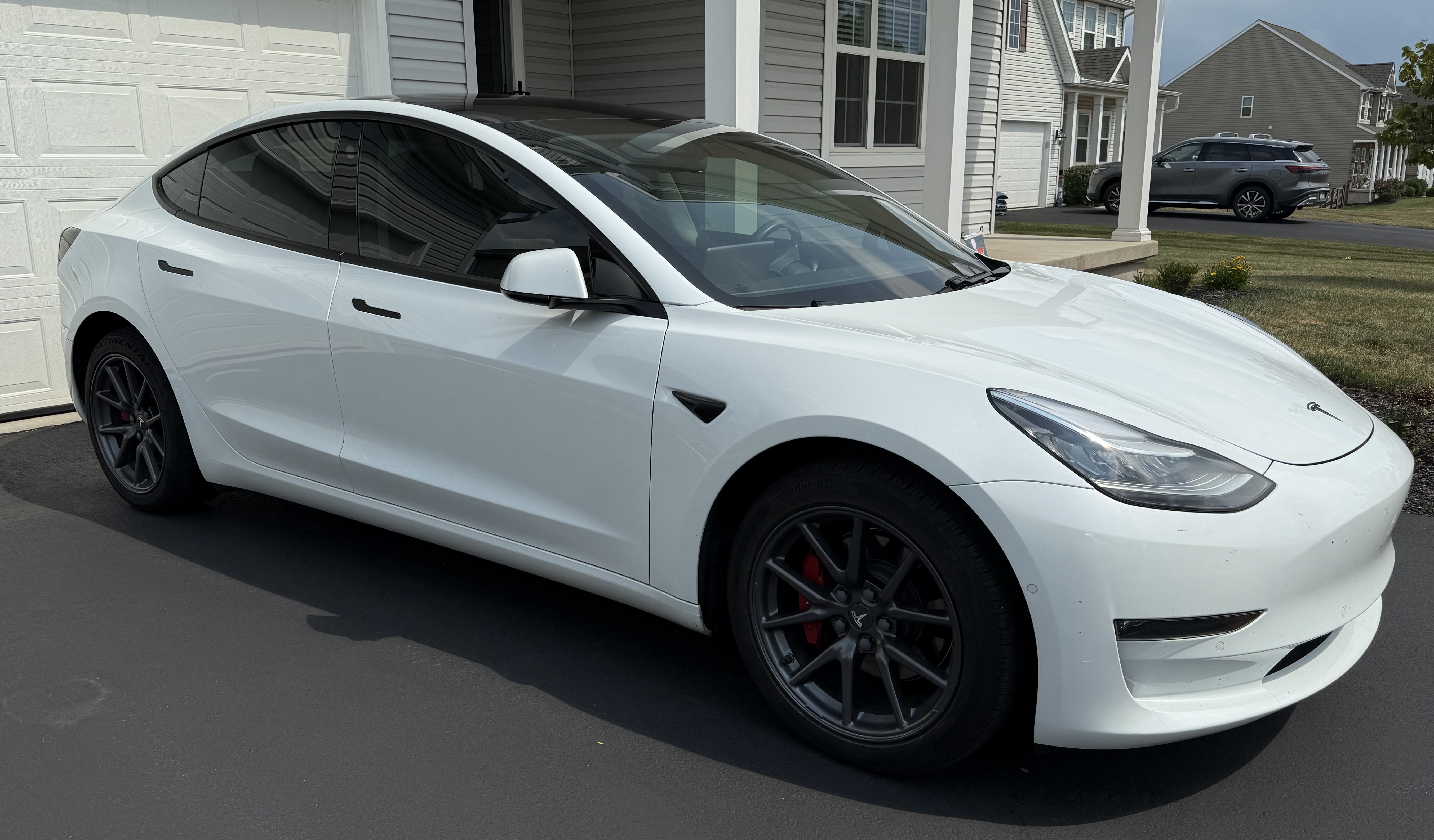 Tesla Model 3 5