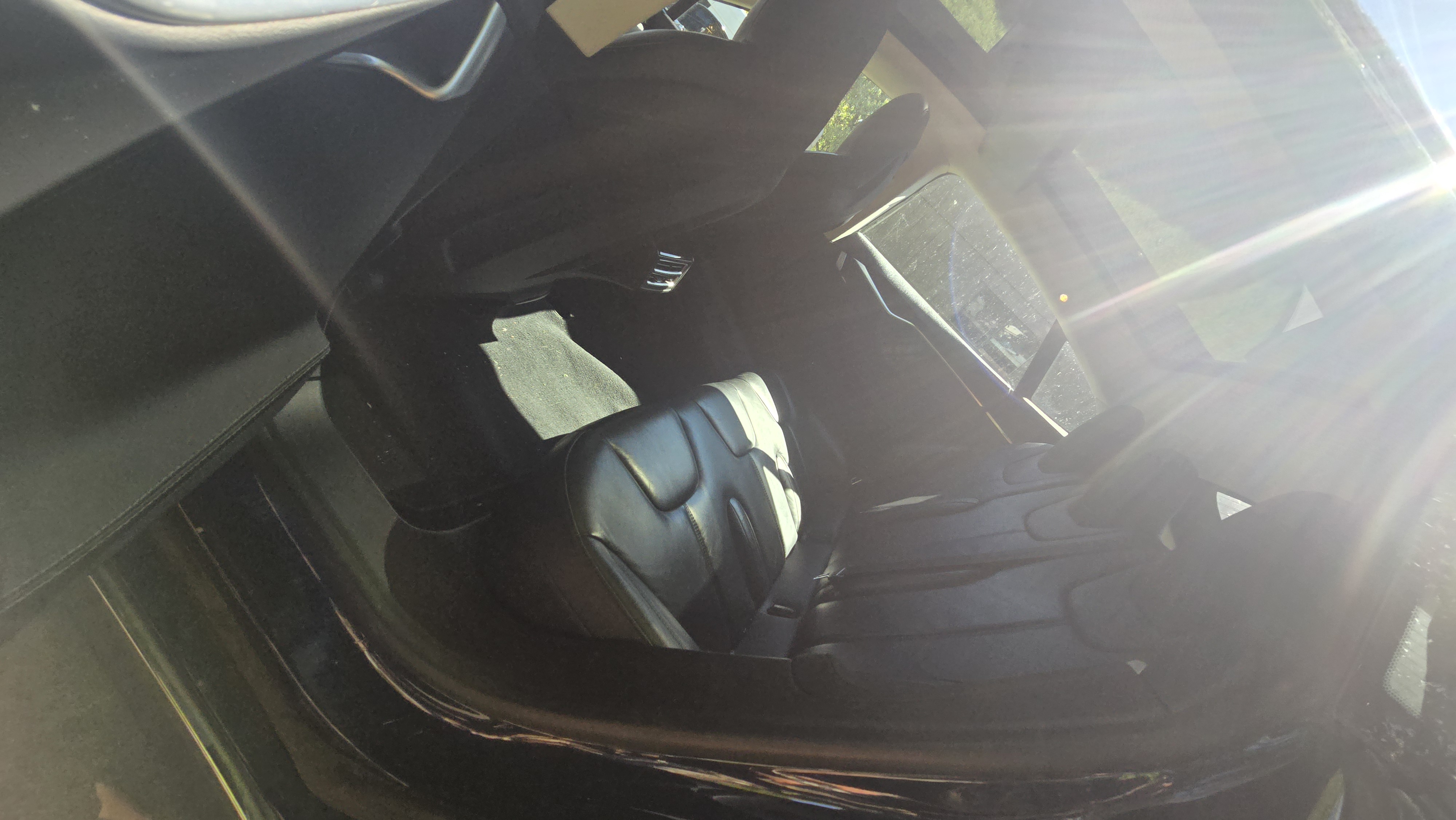 2014 Tesla S 85 - Free Unlimited Supercharging + MCU2 10