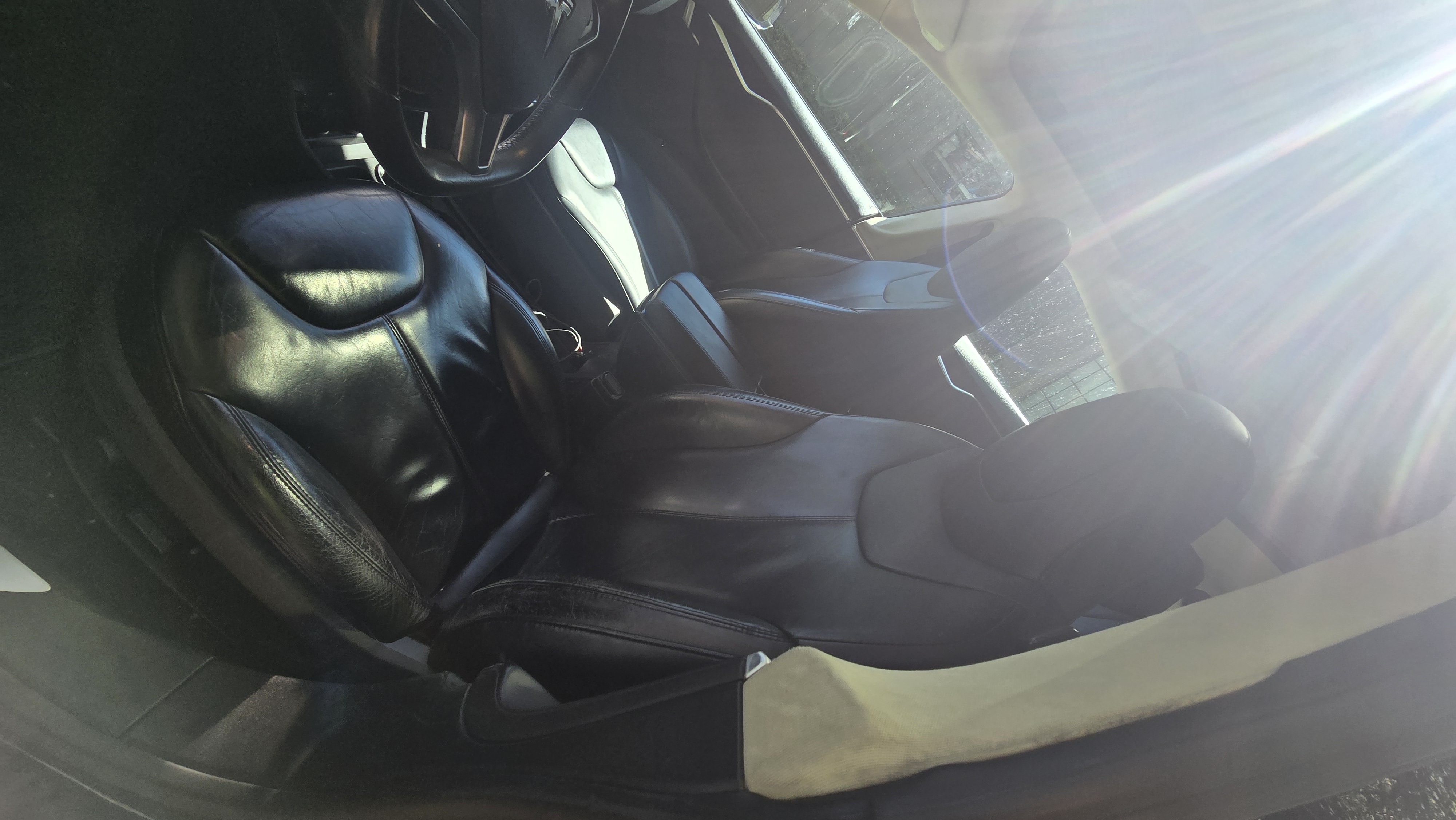 2014 Tesla S 85 - Free Unlimited Supercharging + MCU2 3