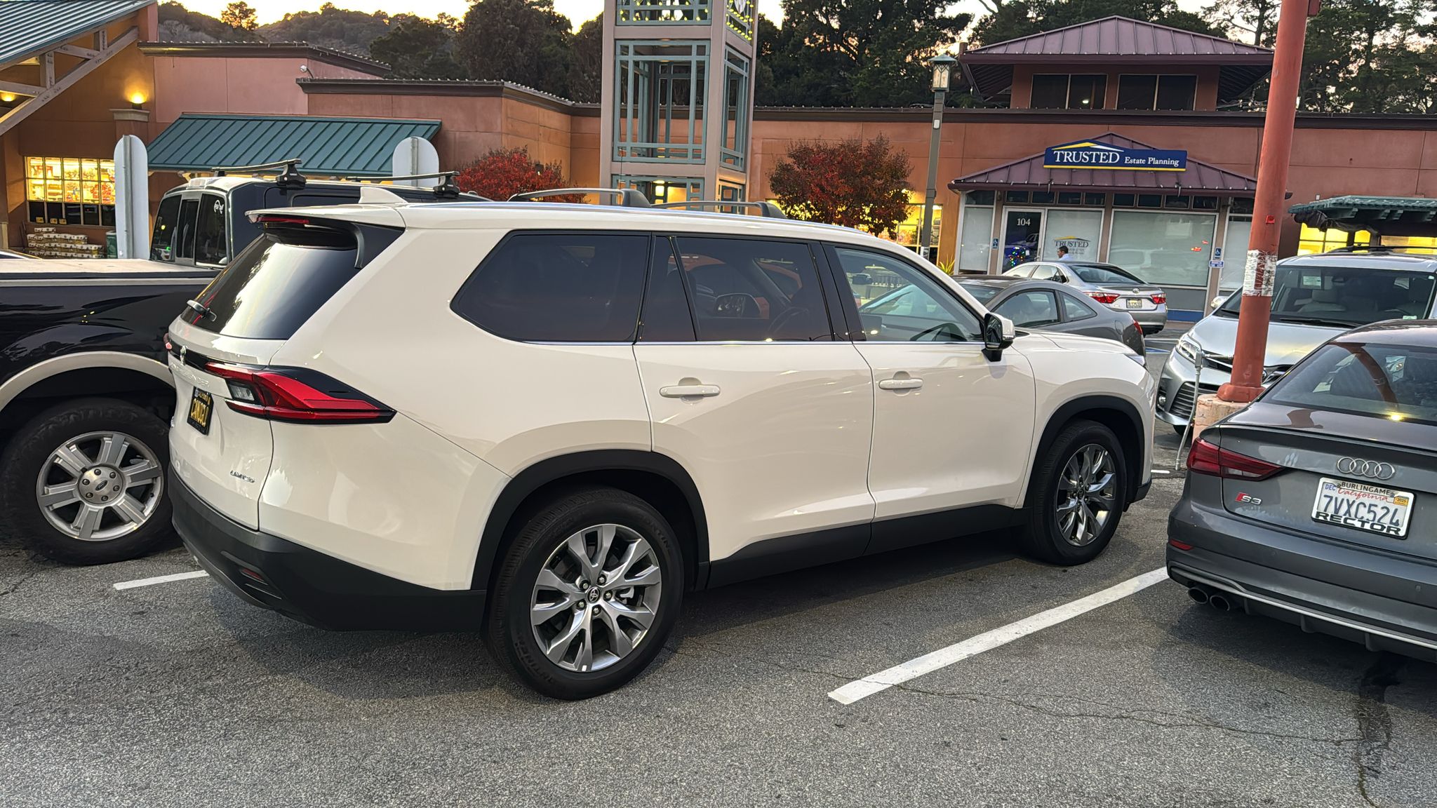 Toyota Grand Highlander 4