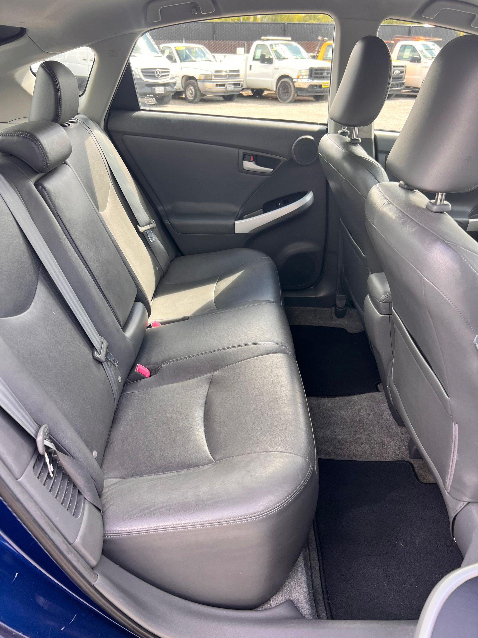 Toyota Prius 10