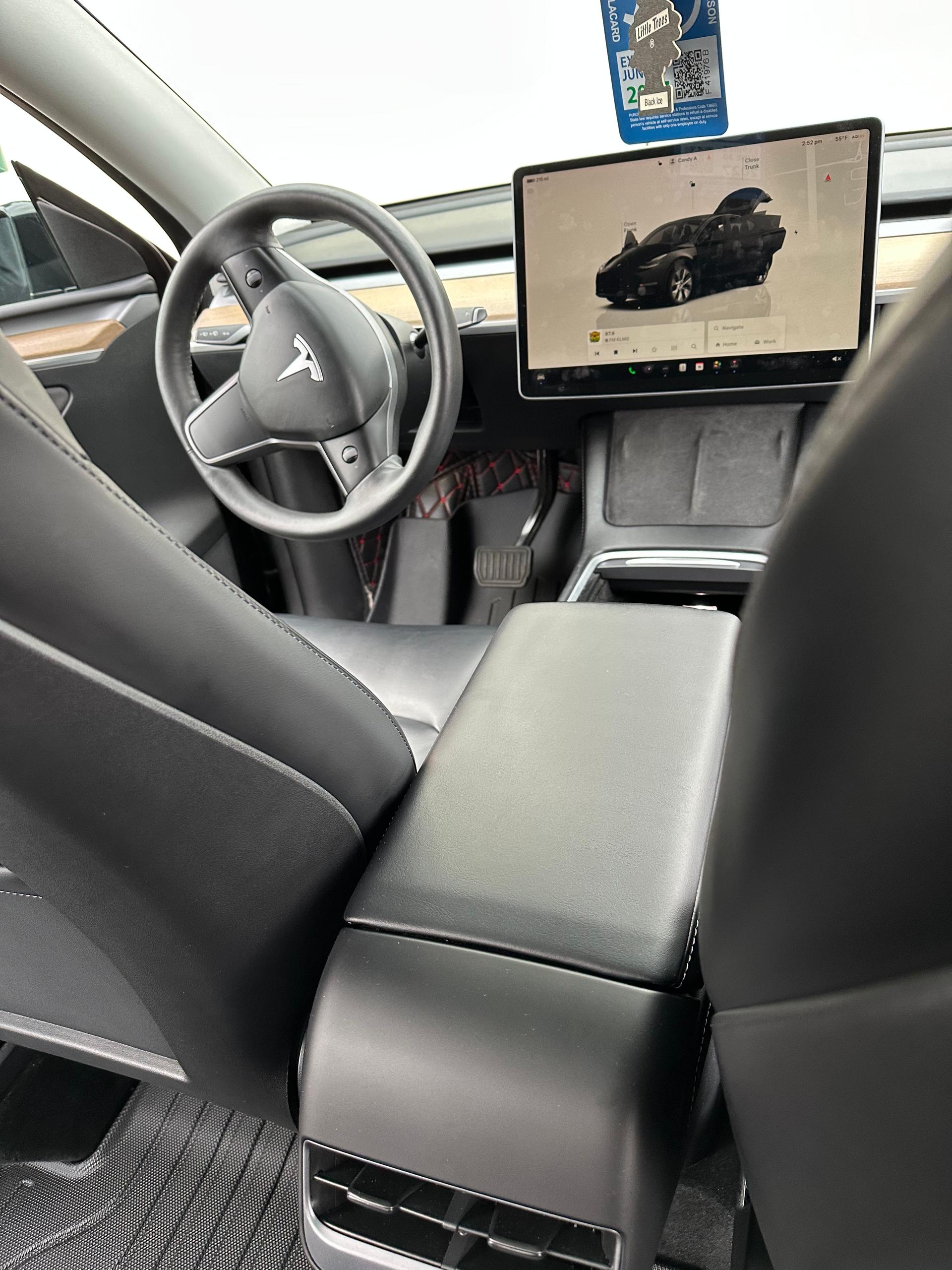 2022 Tesla Model Y LR, AWD, Clean Title 4