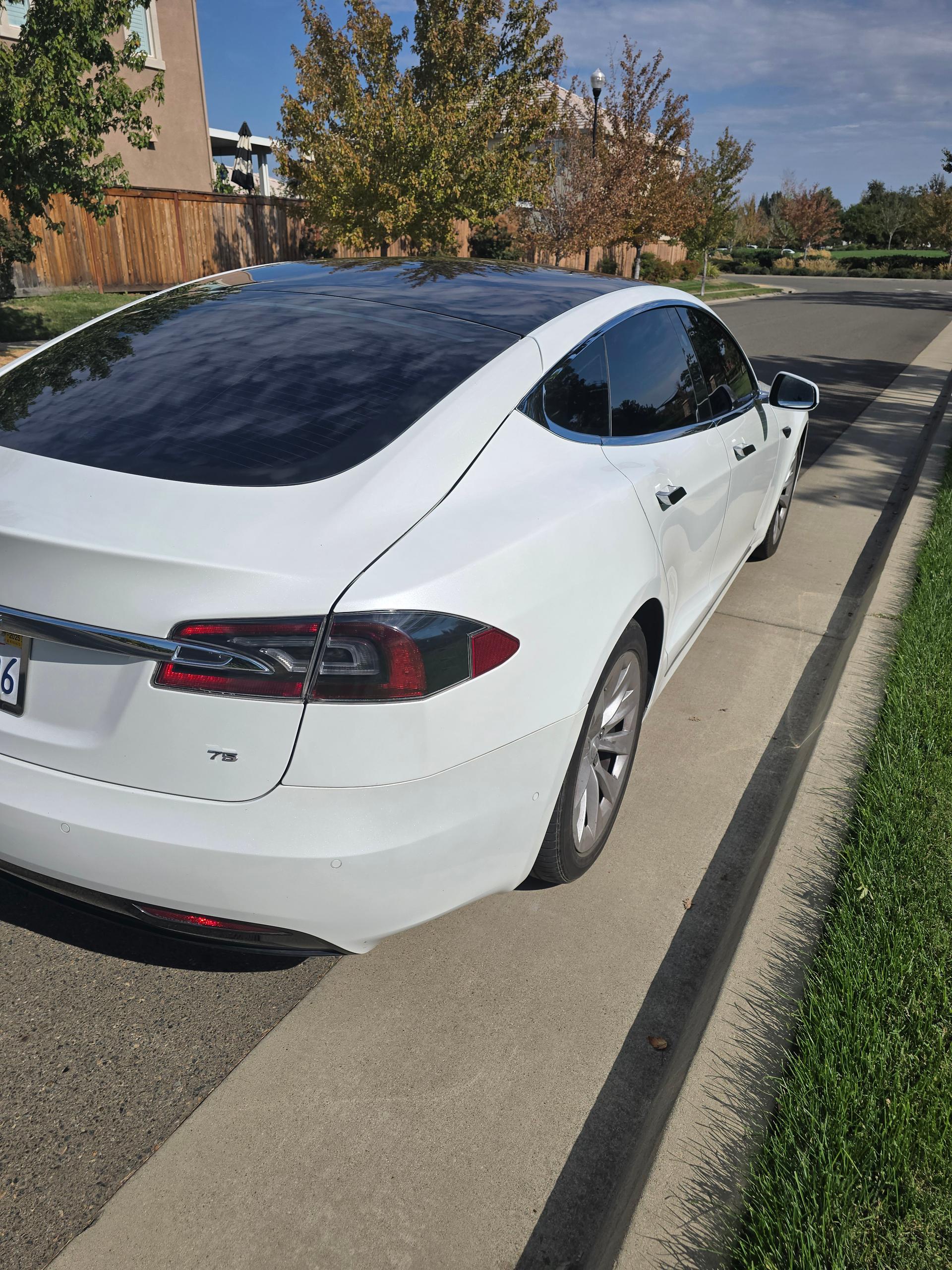 Tesla Model S 75 4