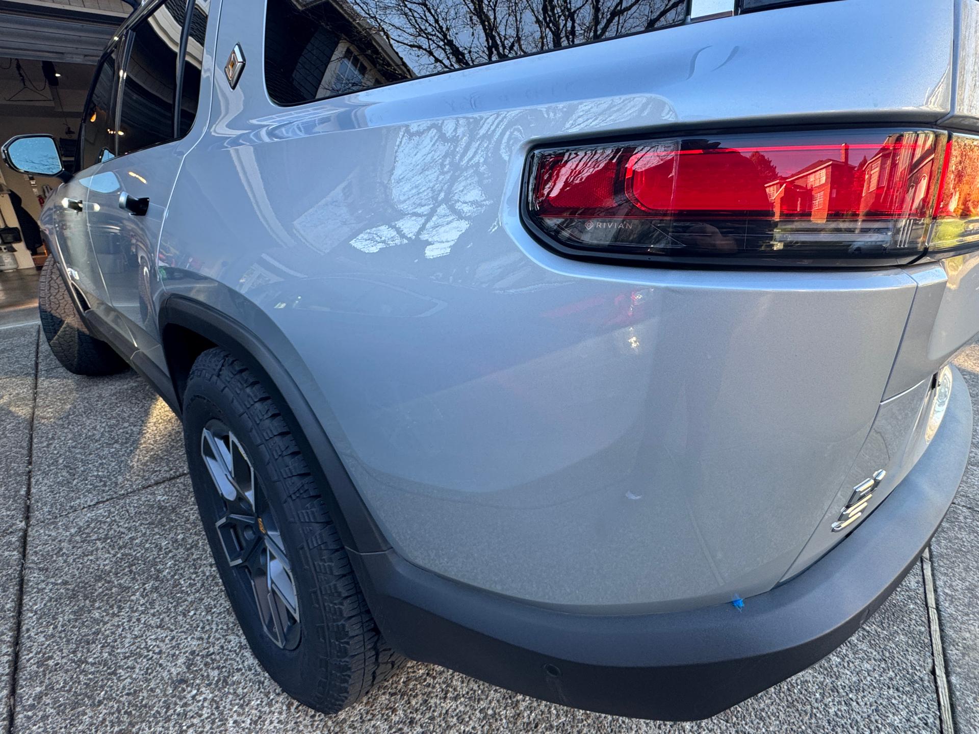 2024 Rivian R1S Adventure Performance Dual Max 6