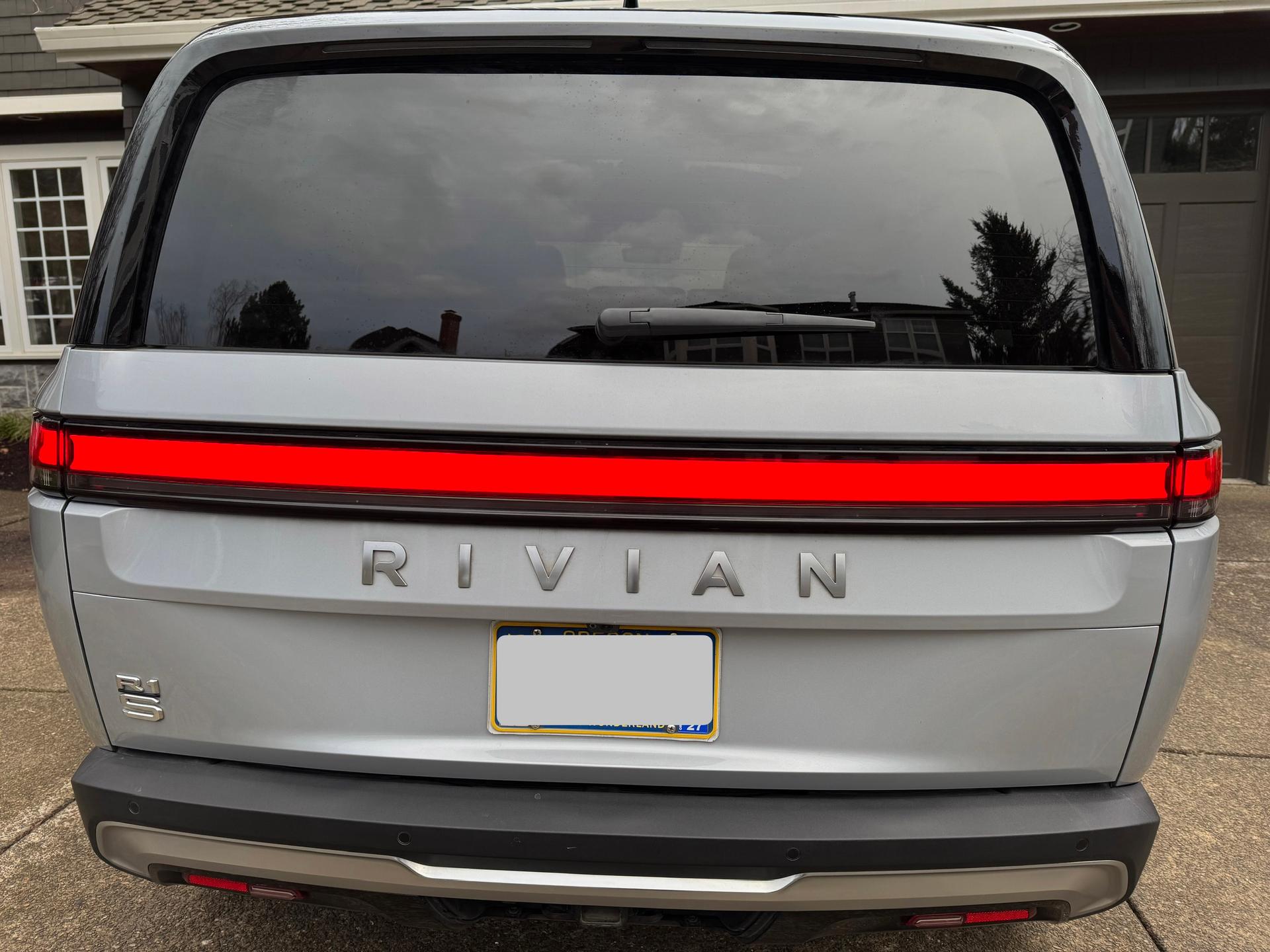 2024 Rivian R1S Adventure Performance Dual Max 8
