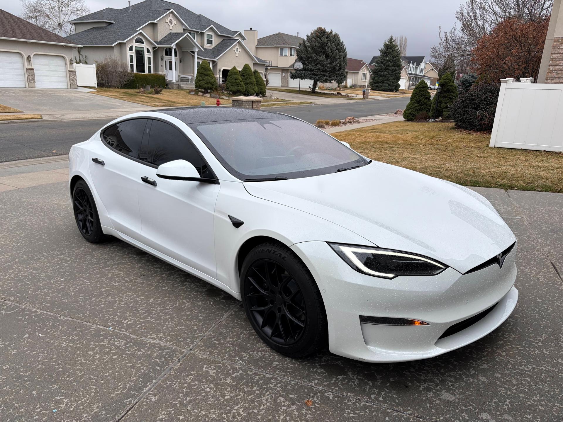 2023 Tesla Model S Plaid 5