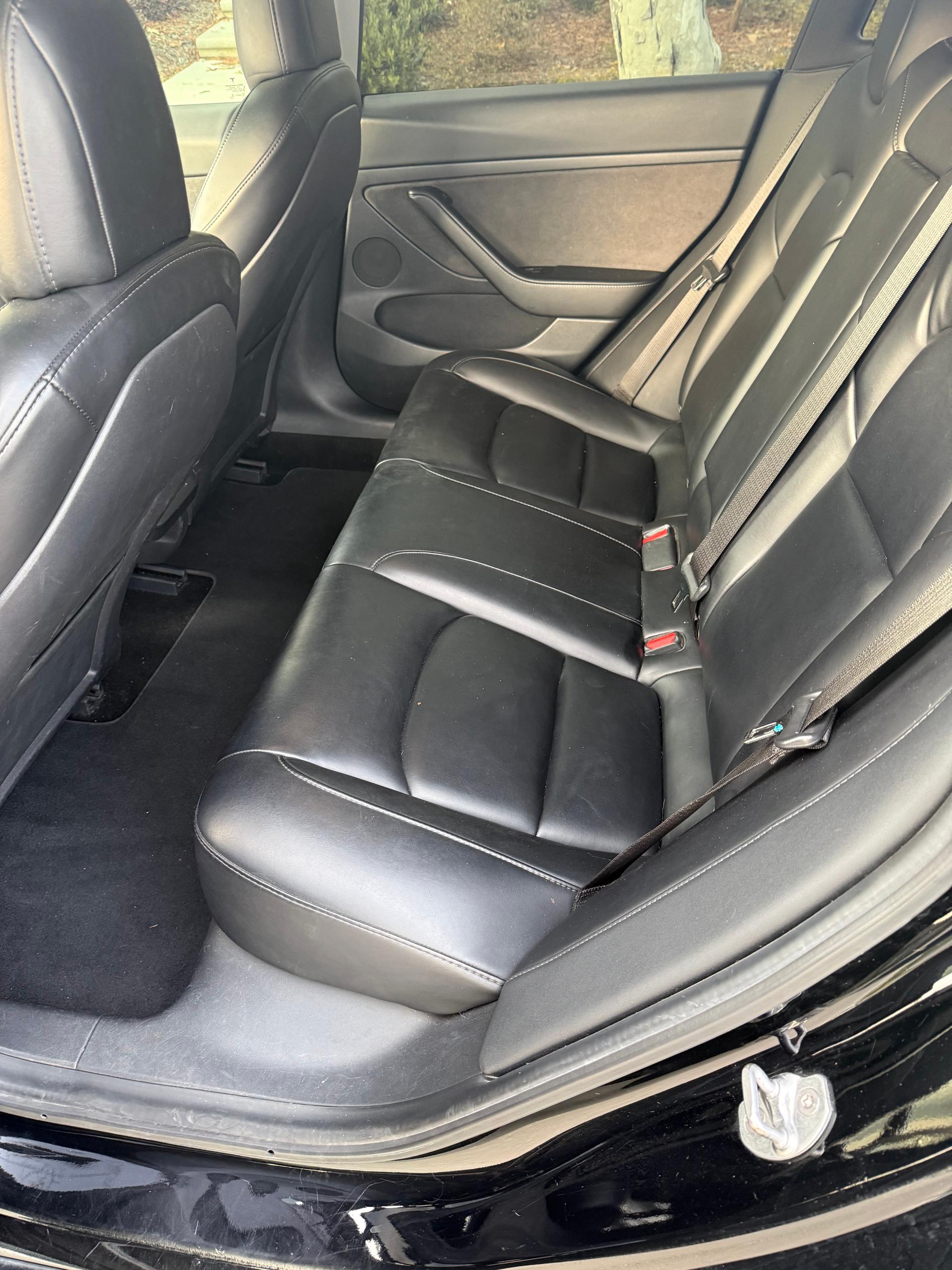 Tesla Model 3 Long Range AWD 7